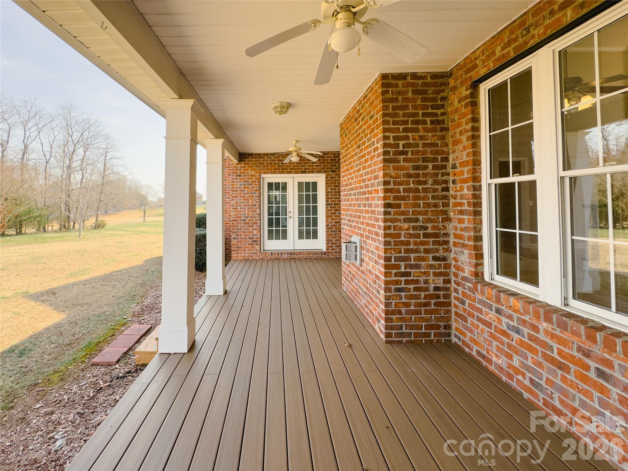 140 Hunters Hill Drive — Statesville