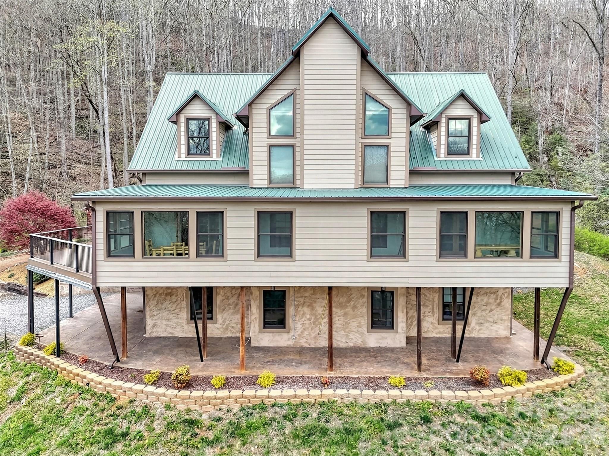 115 Fugitive Run — Sylva