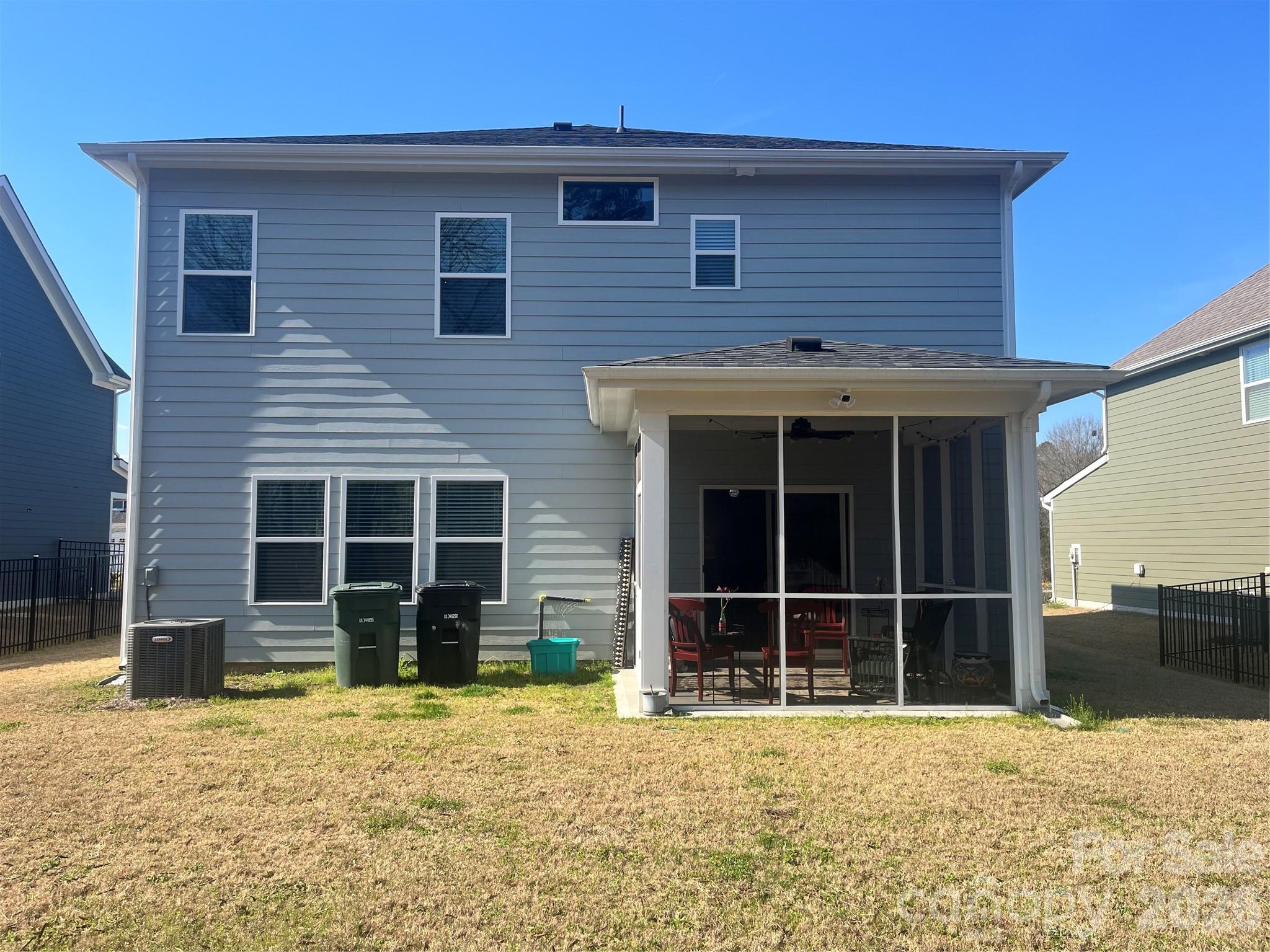 1217 Black Walnut Street — Monroe