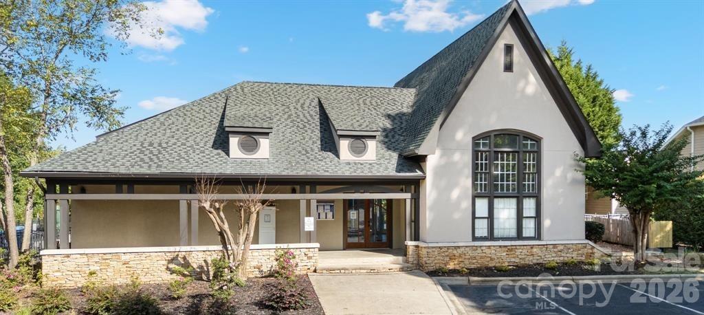173 Coronilla Road — Mooresville