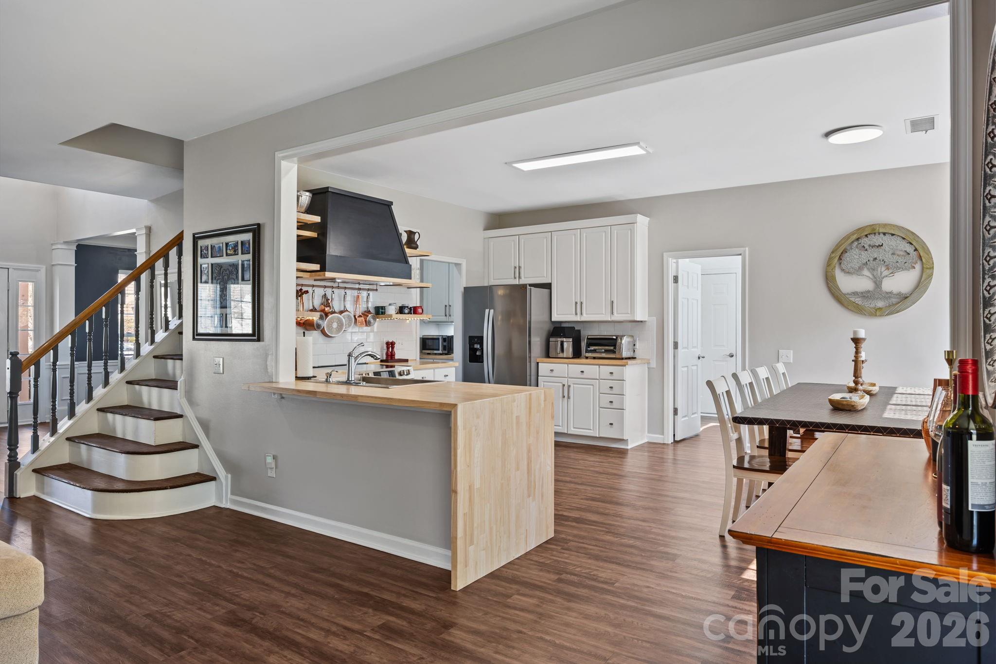 173 Coronilla Road — Mooresville