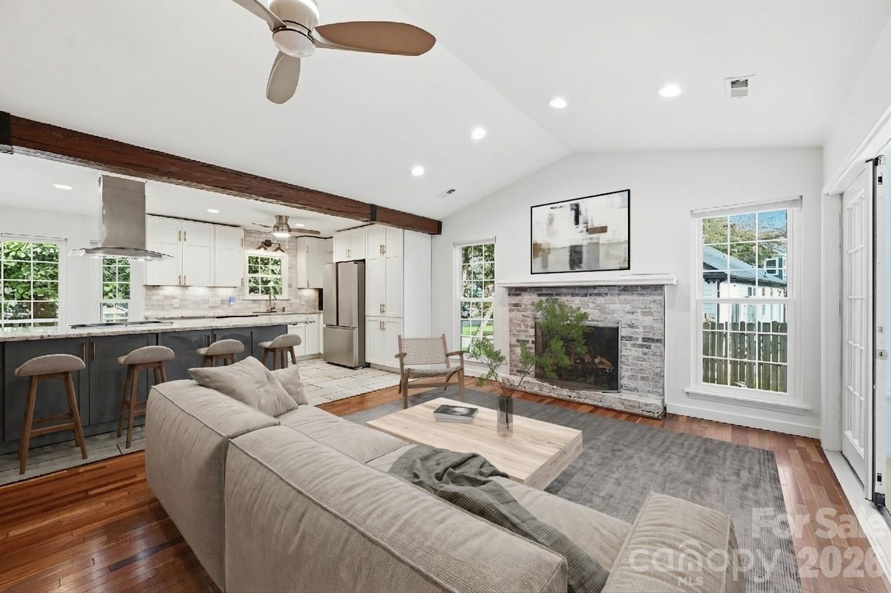 2717 Olde Whitehall Road — Charlotte