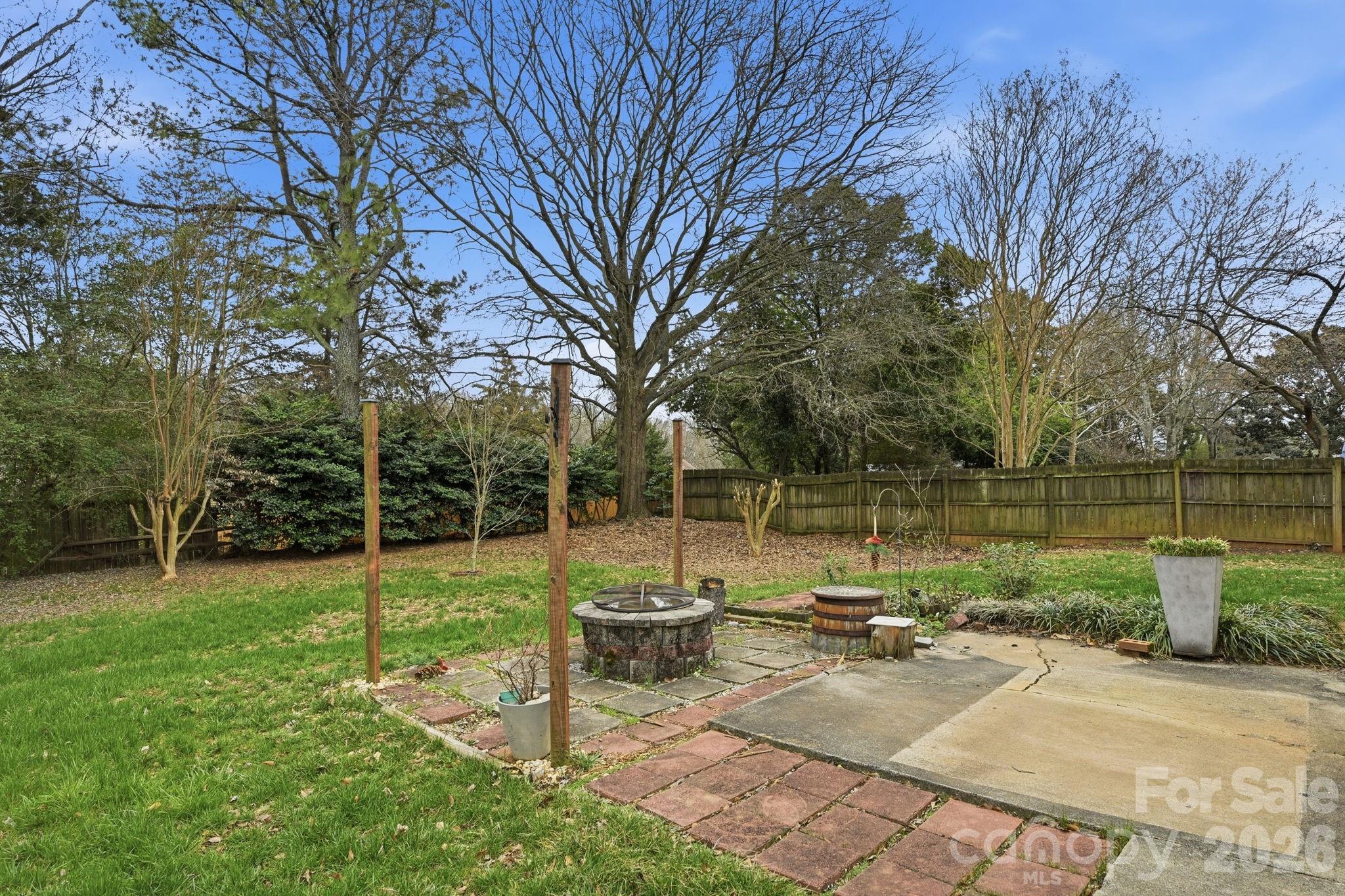 2717 Olde Whitehall Road — Charlotte