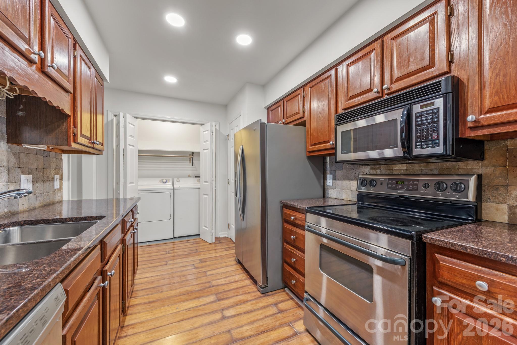 3507 Colony Crossing Drive — Charlotte