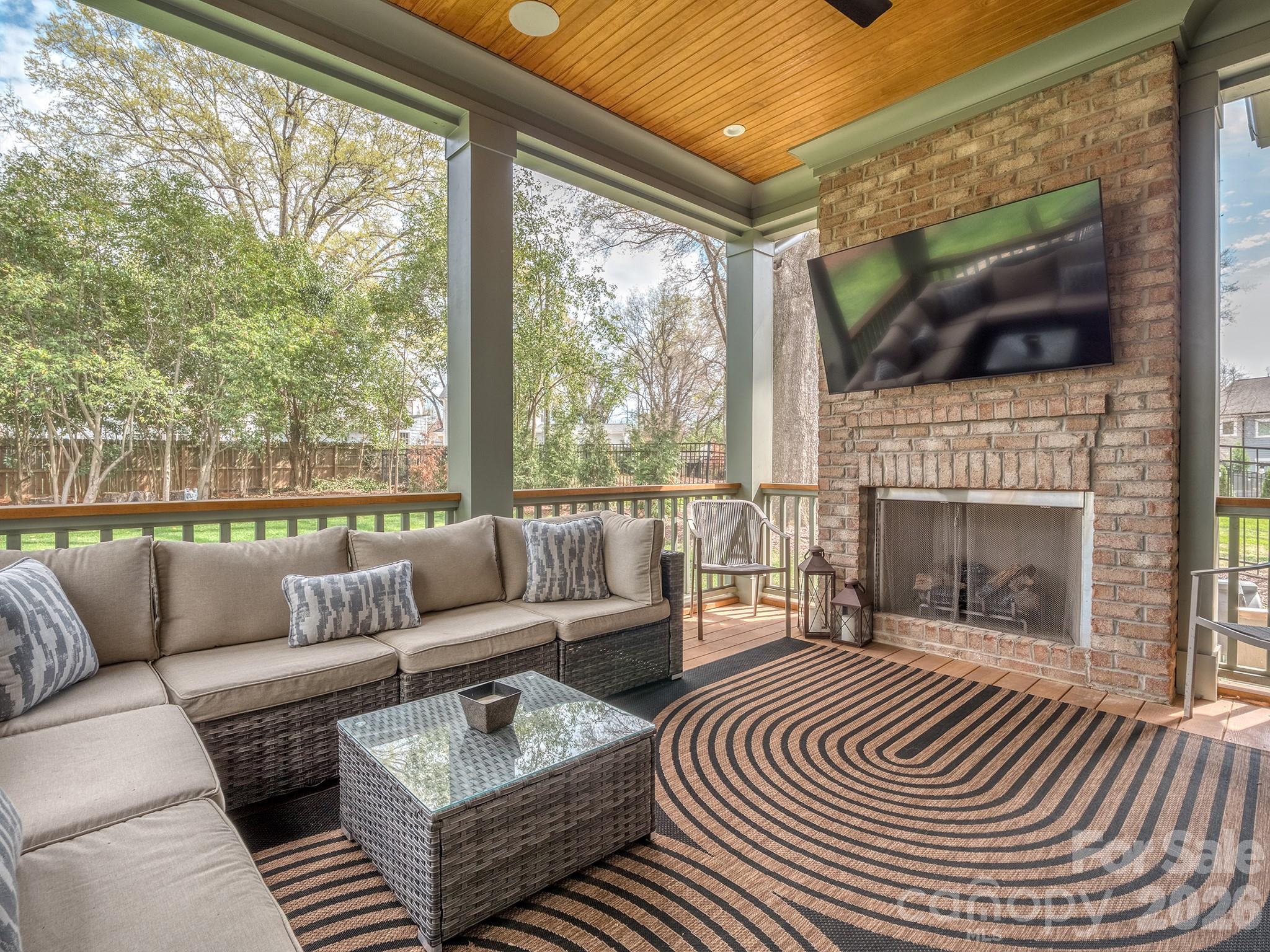 2622 Duncan Avenue — Charlotte