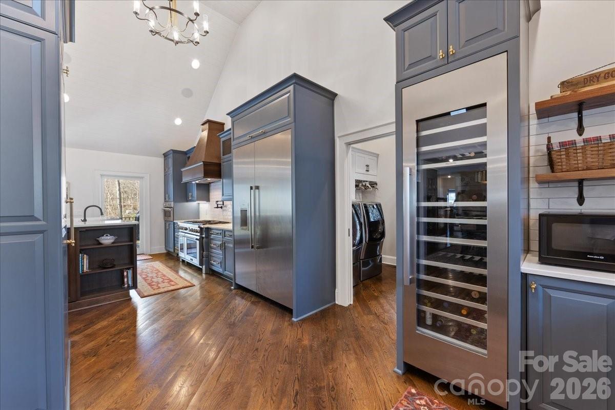 1010 River Oaks Lane — Charlotte