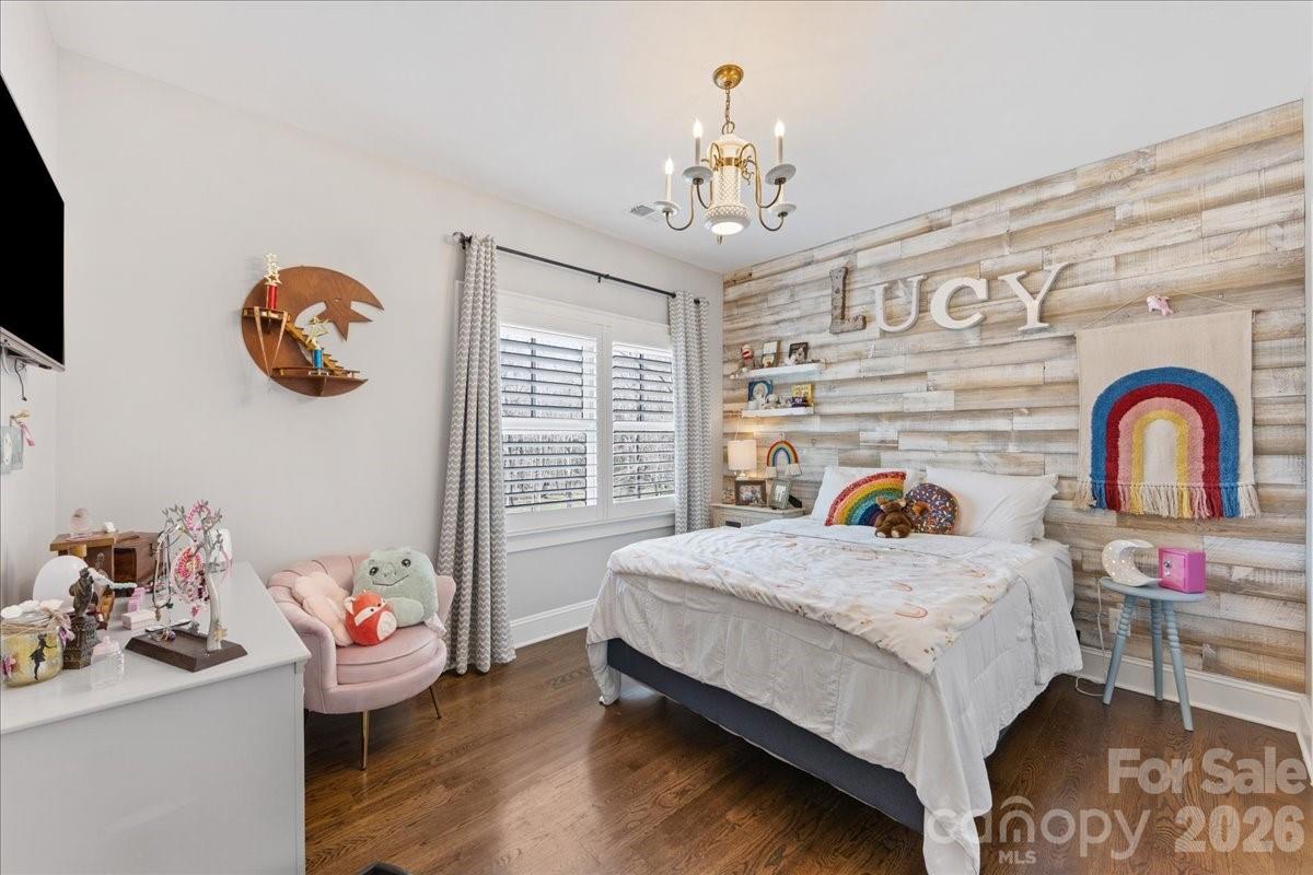 1010 River Oaks Lane — Charlotte