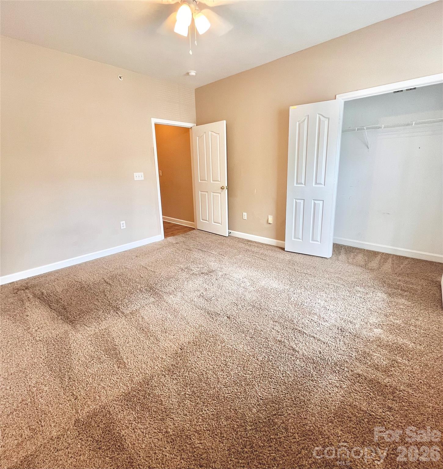 11264 Hyde Pointe Court — Charlotte