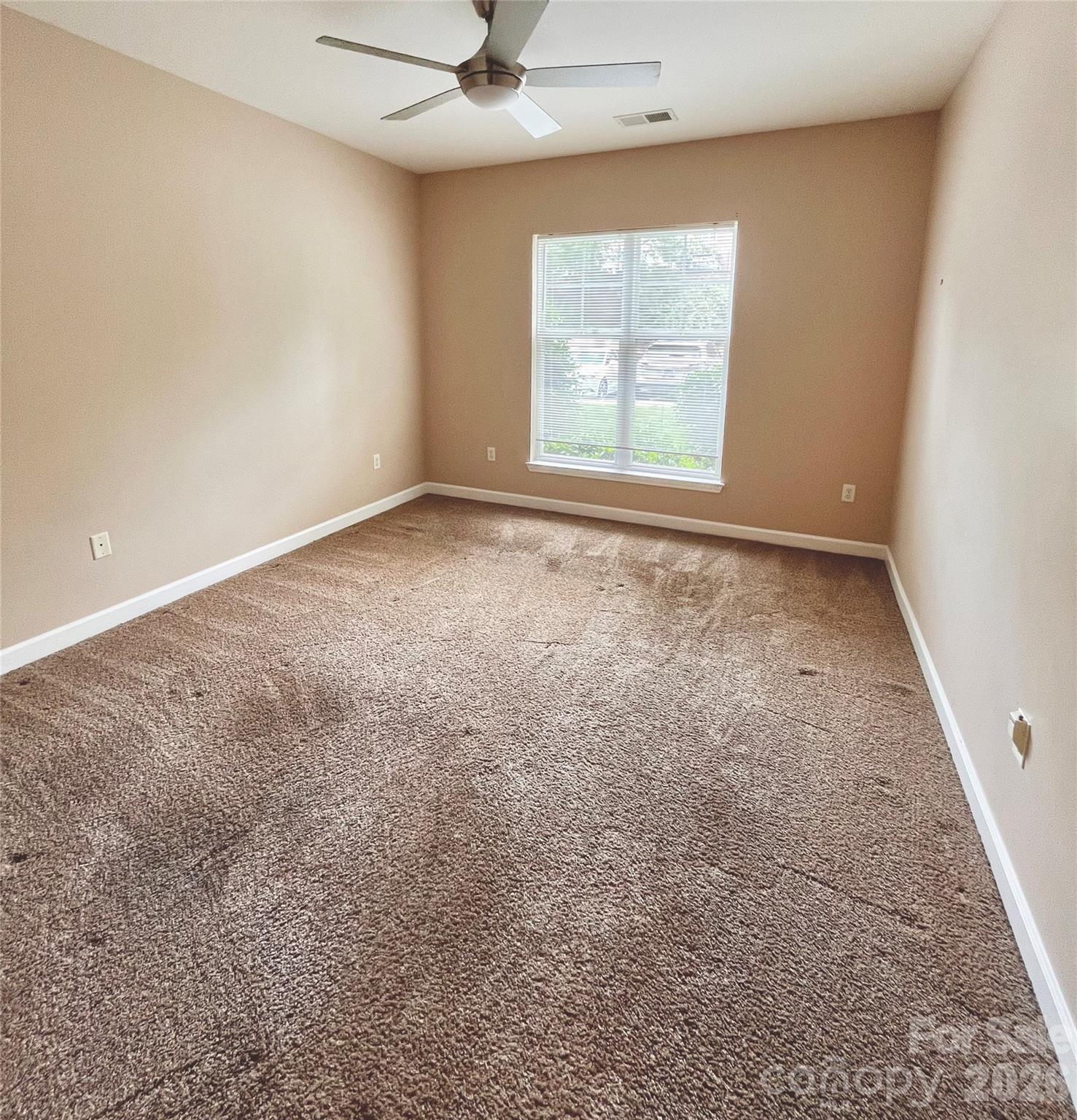 11264 Hyde Pointe Court — Charlotte