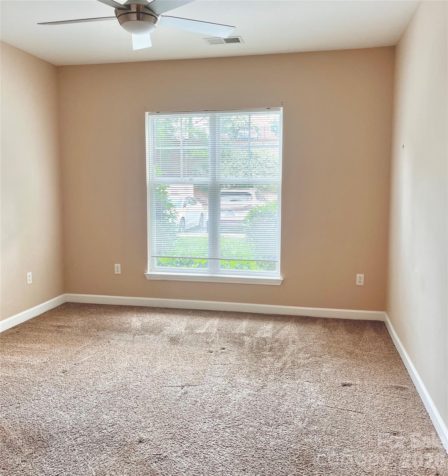 11264 Hyde Pointe Court — Charlotte