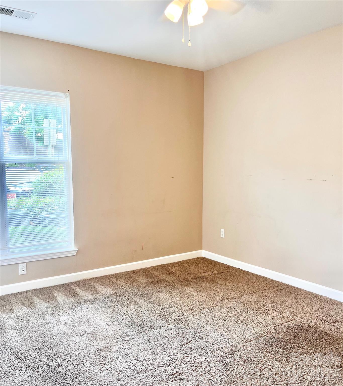 11264 Hyde Pointe Court — Charlotte