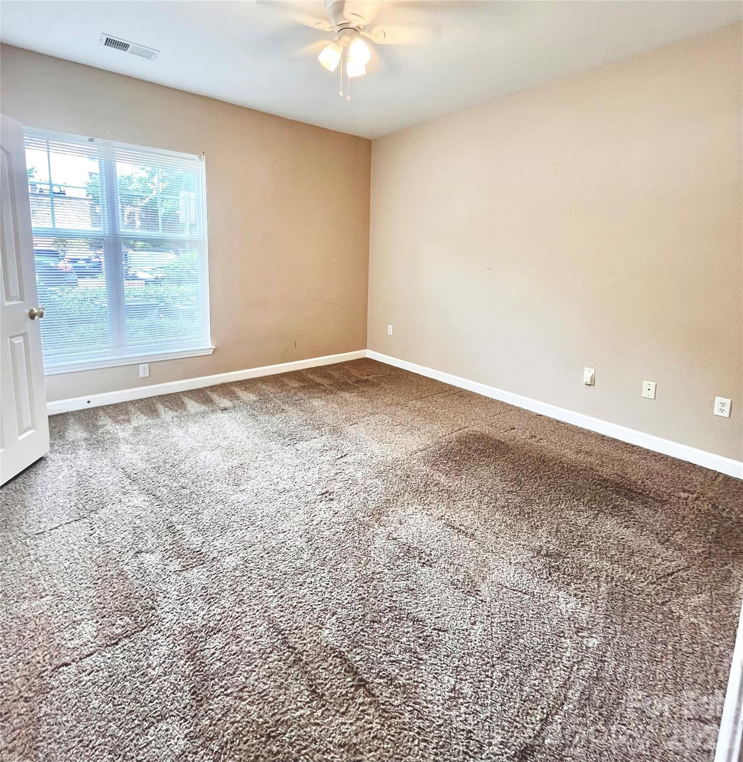 11264 Hyde Pointe Court — Charlotte