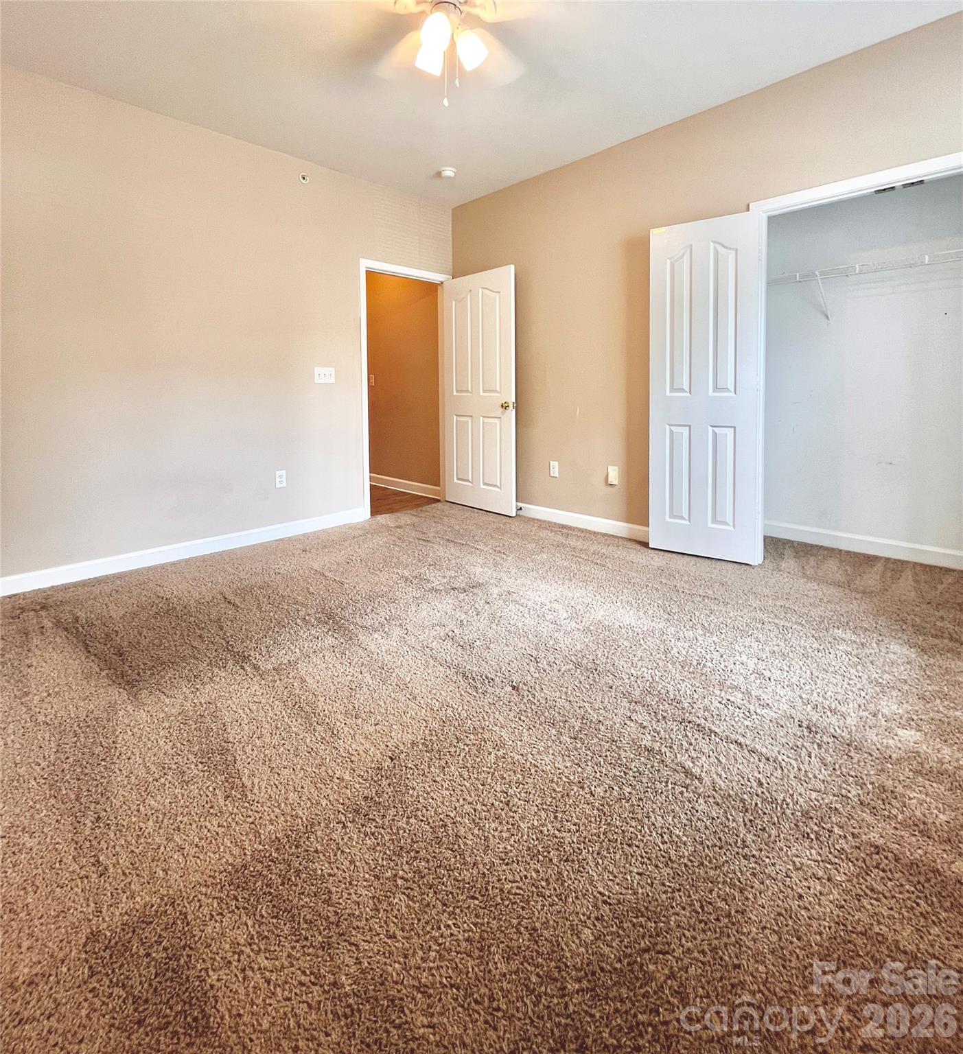 11264 Hyde Pointe Court — Charlotte