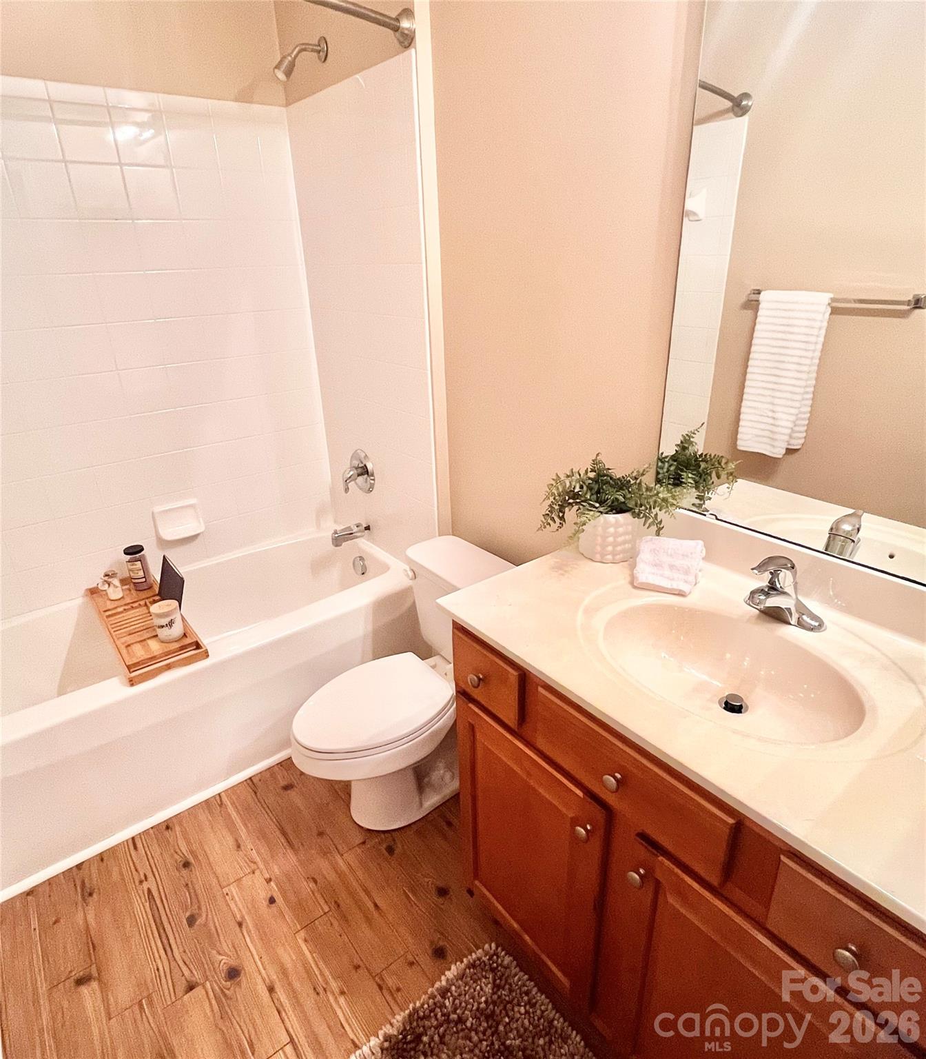 11264 Hyde Pointe Court — Charlotte