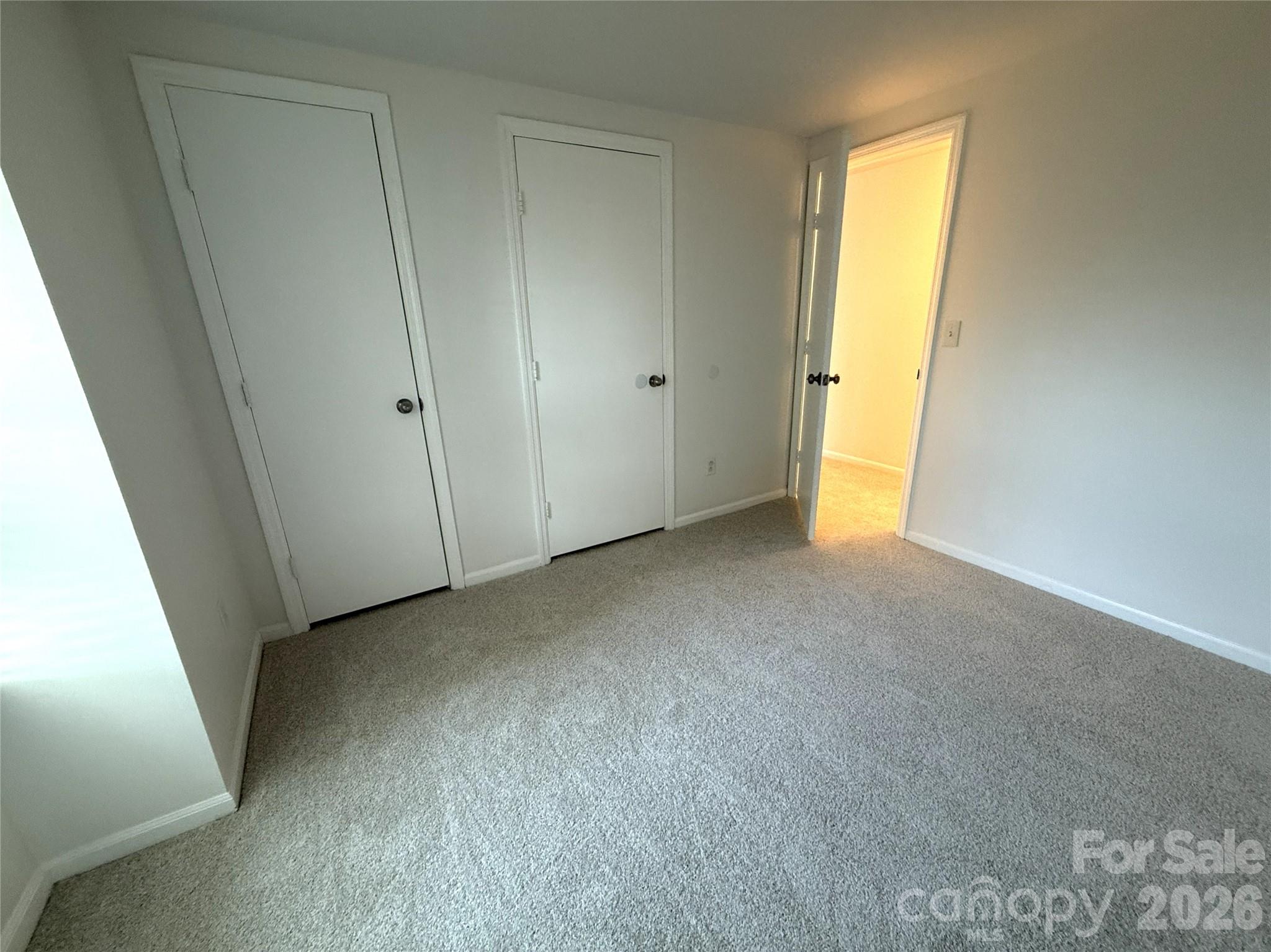 1645 Arlyn Circle #M — Charlotte