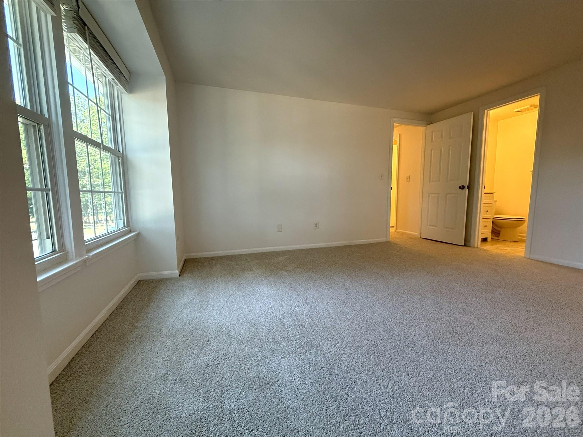 1645 Arlyn Circle #M — Charlotte
