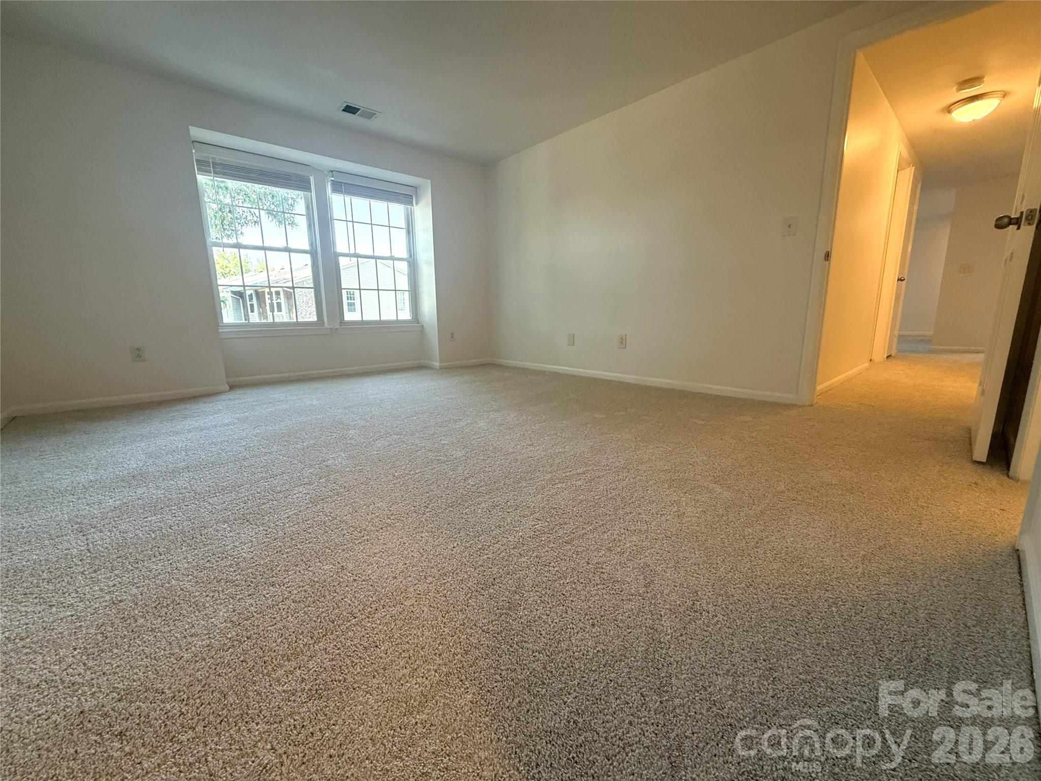 1645 Arlyn Circle #M — Charlotte