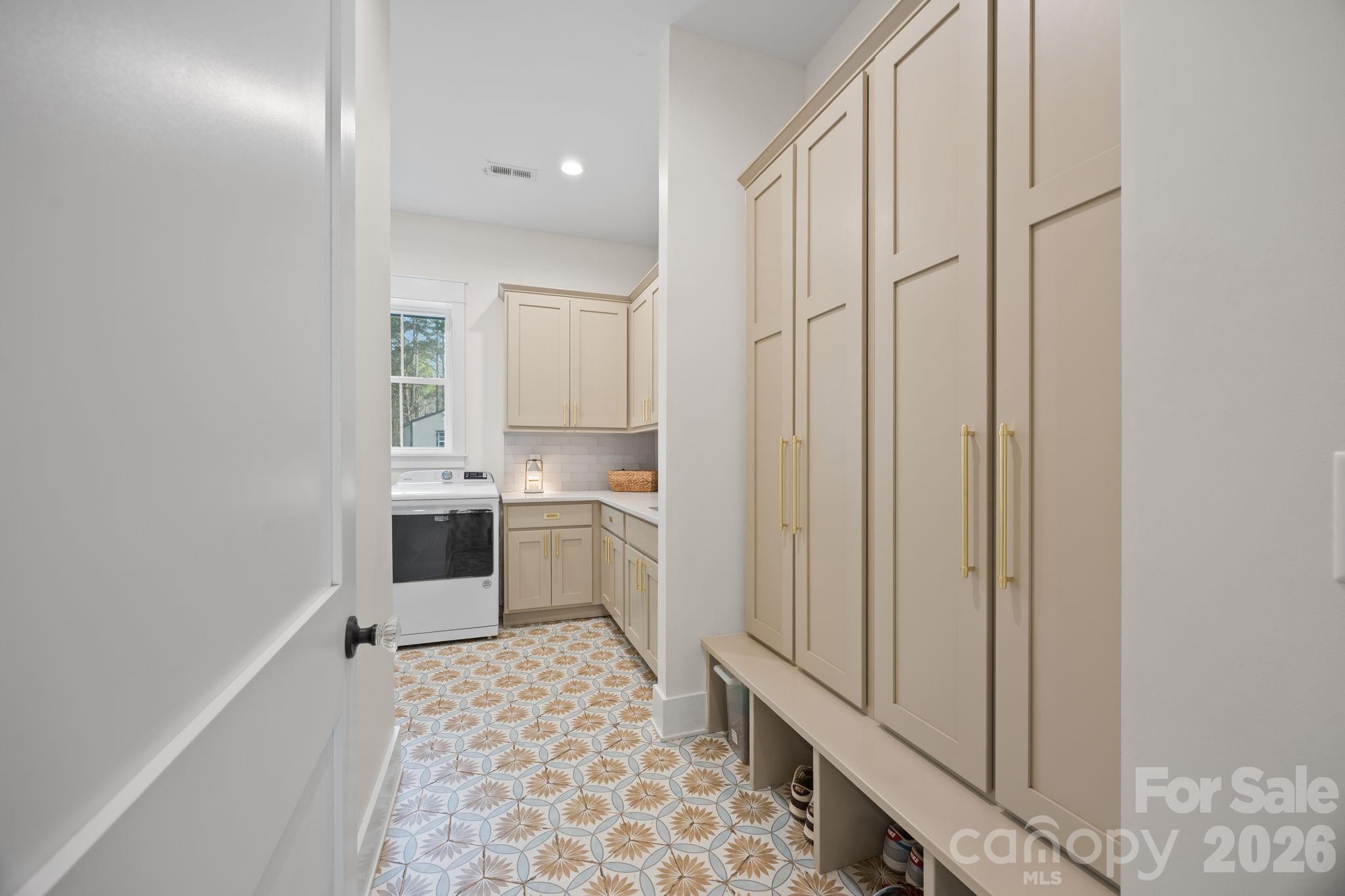 465 Baxx Drive — Salisbury