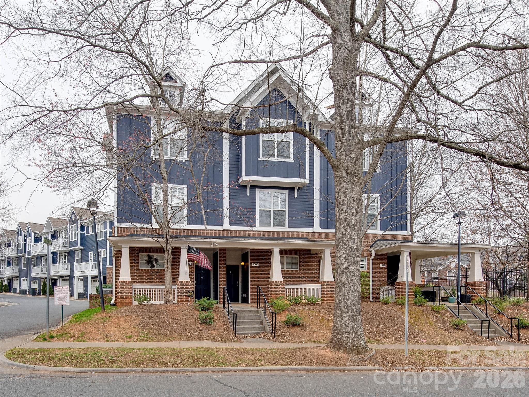 1508 Walnut View Drive — Charlotte