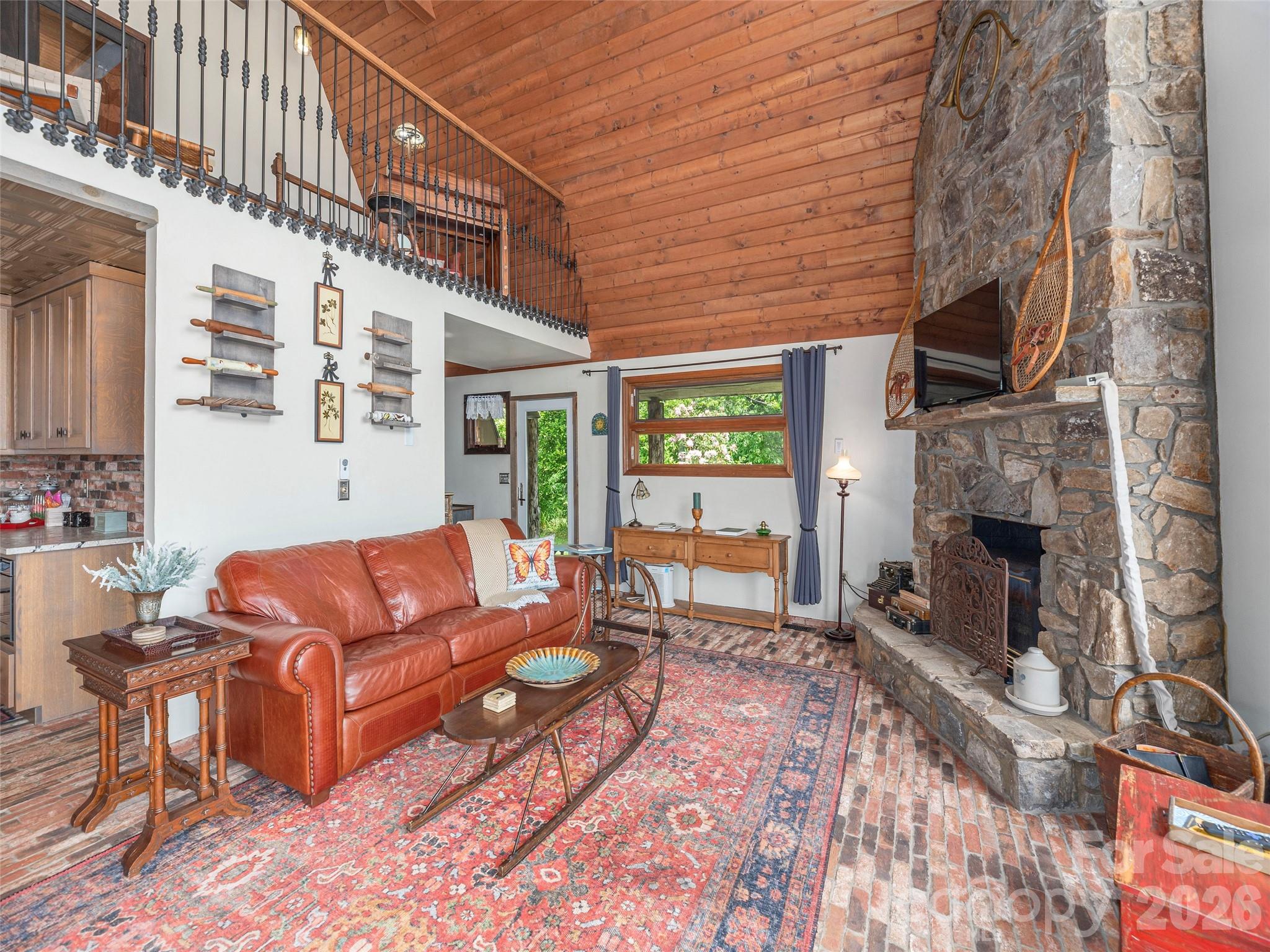 461 Ferguson Cove Loop — Clyde