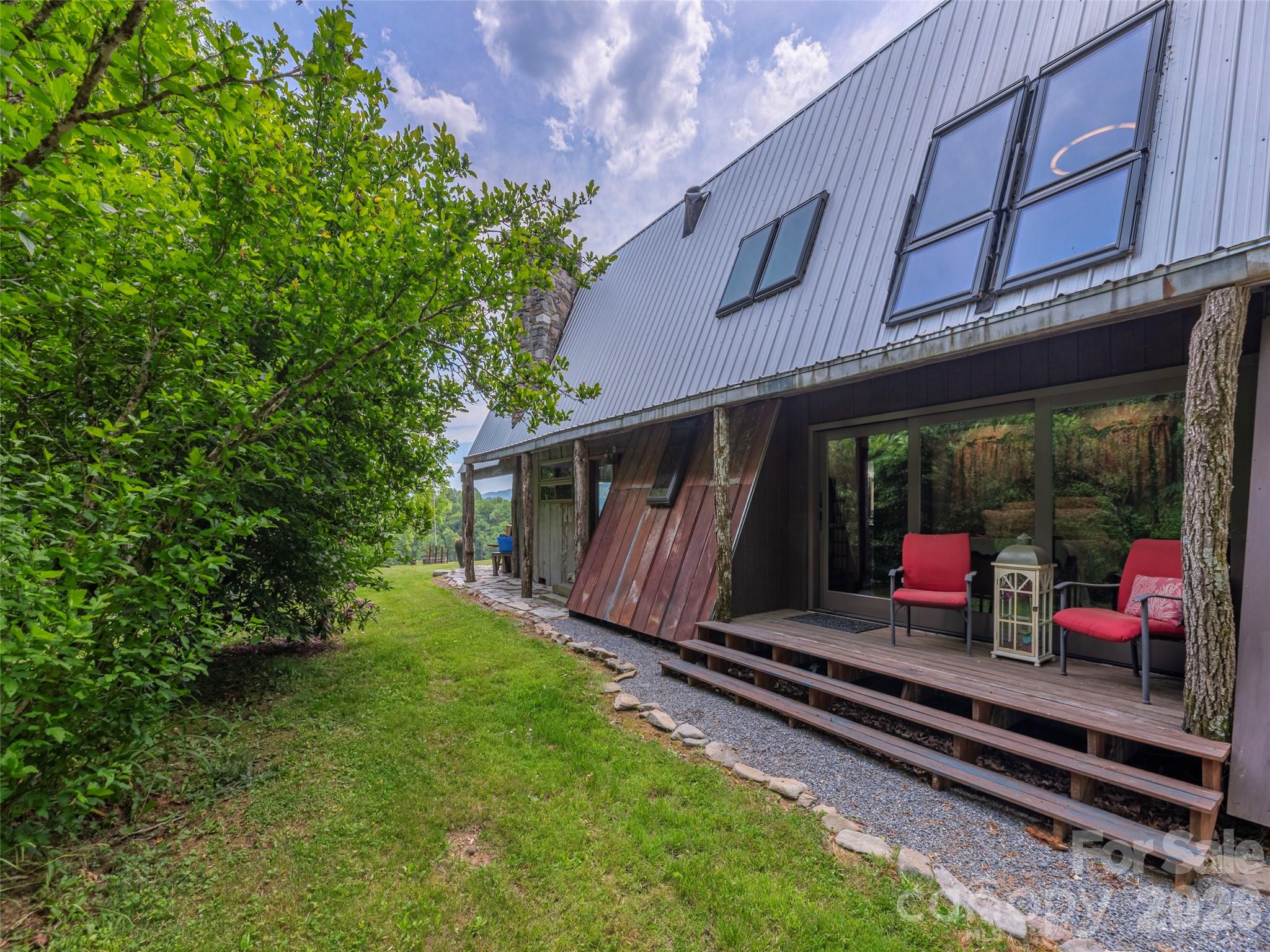 461 Ferguson Cove Loop — Clyde