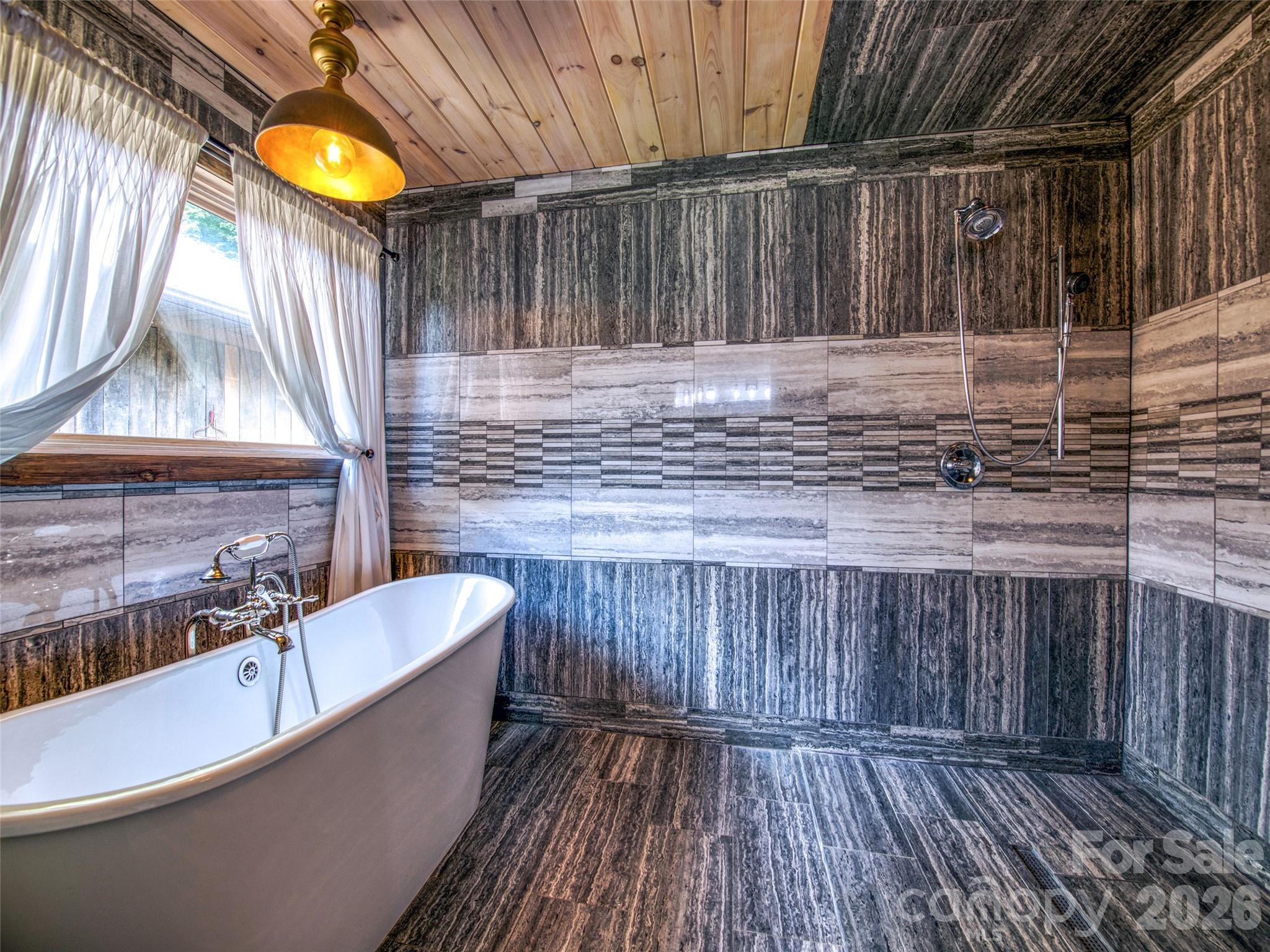 461 Ferguson Cove Loop — Clyde