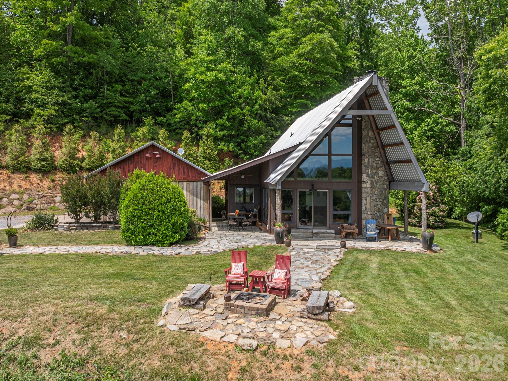 461 Ferguson Cove Loop — Clyde