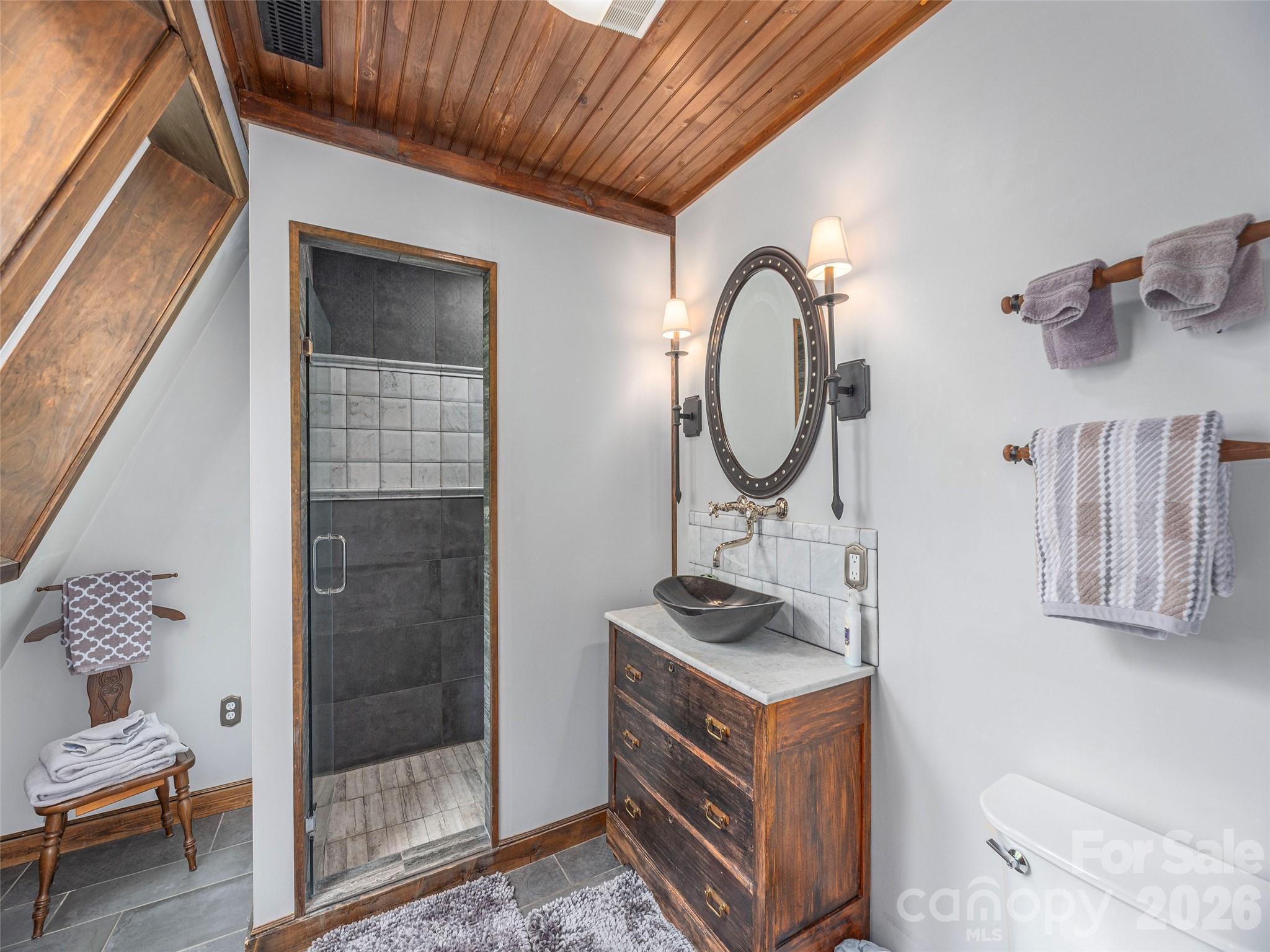 461 Ferguson Cove Loop — Clyde