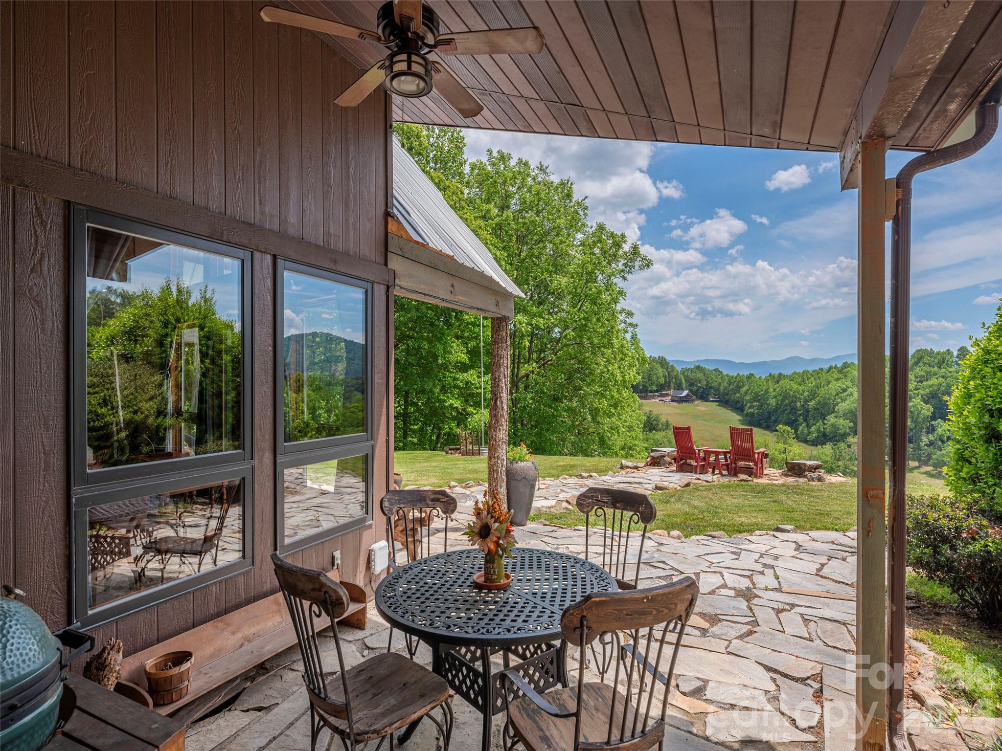 461 Ferguson Cove Loop — Clyde