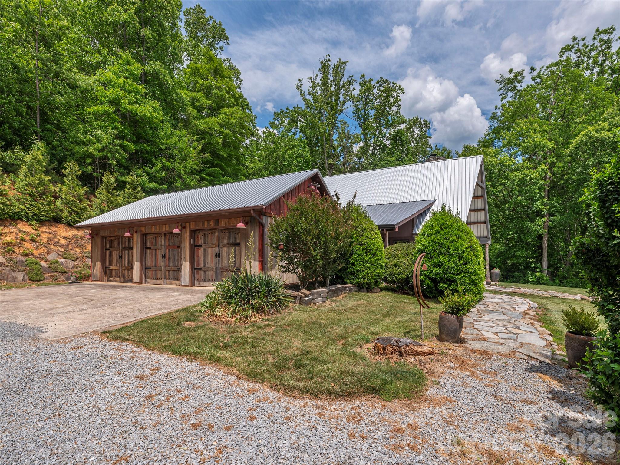 461 Ferguson Cove Loop — Clyde