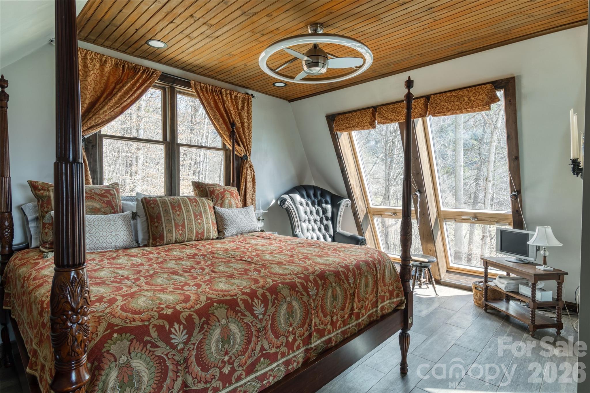 461 Ferguson Cove Loop — Clyde