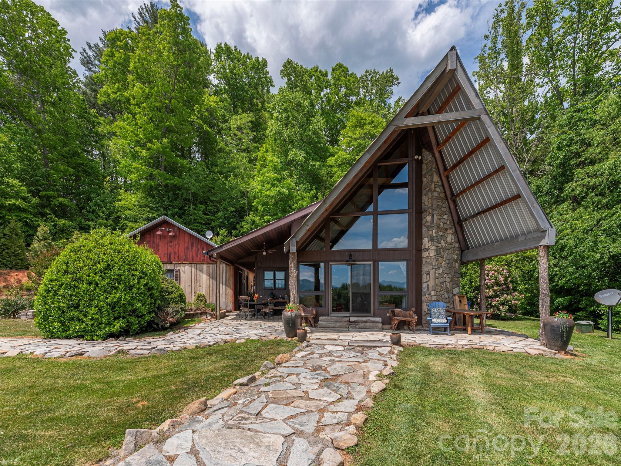 461 Ferguson Cove Loop — Clyde