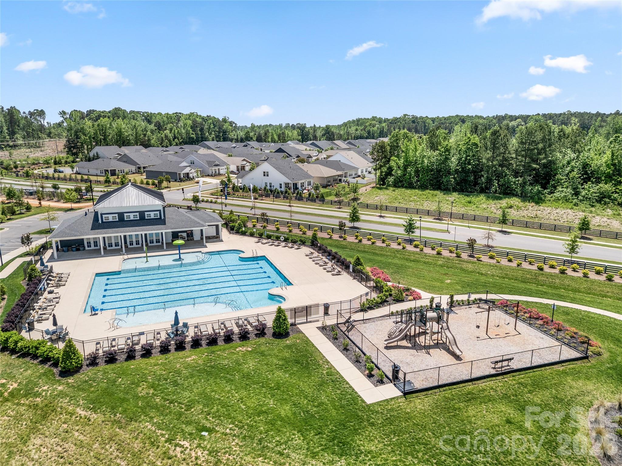 7549 Stonehouse Drive — Gastonia