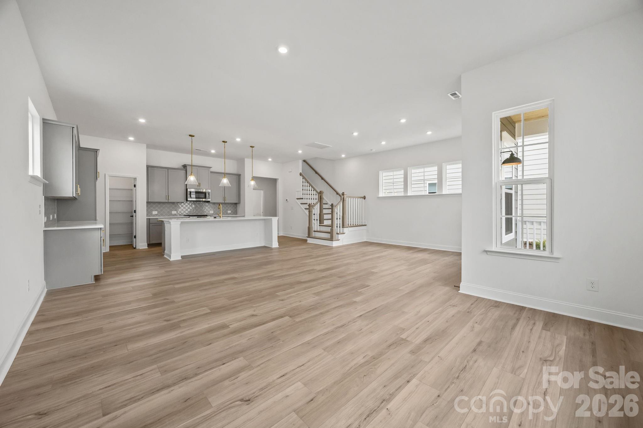 2044 Hickory Homestead Road — Pineville