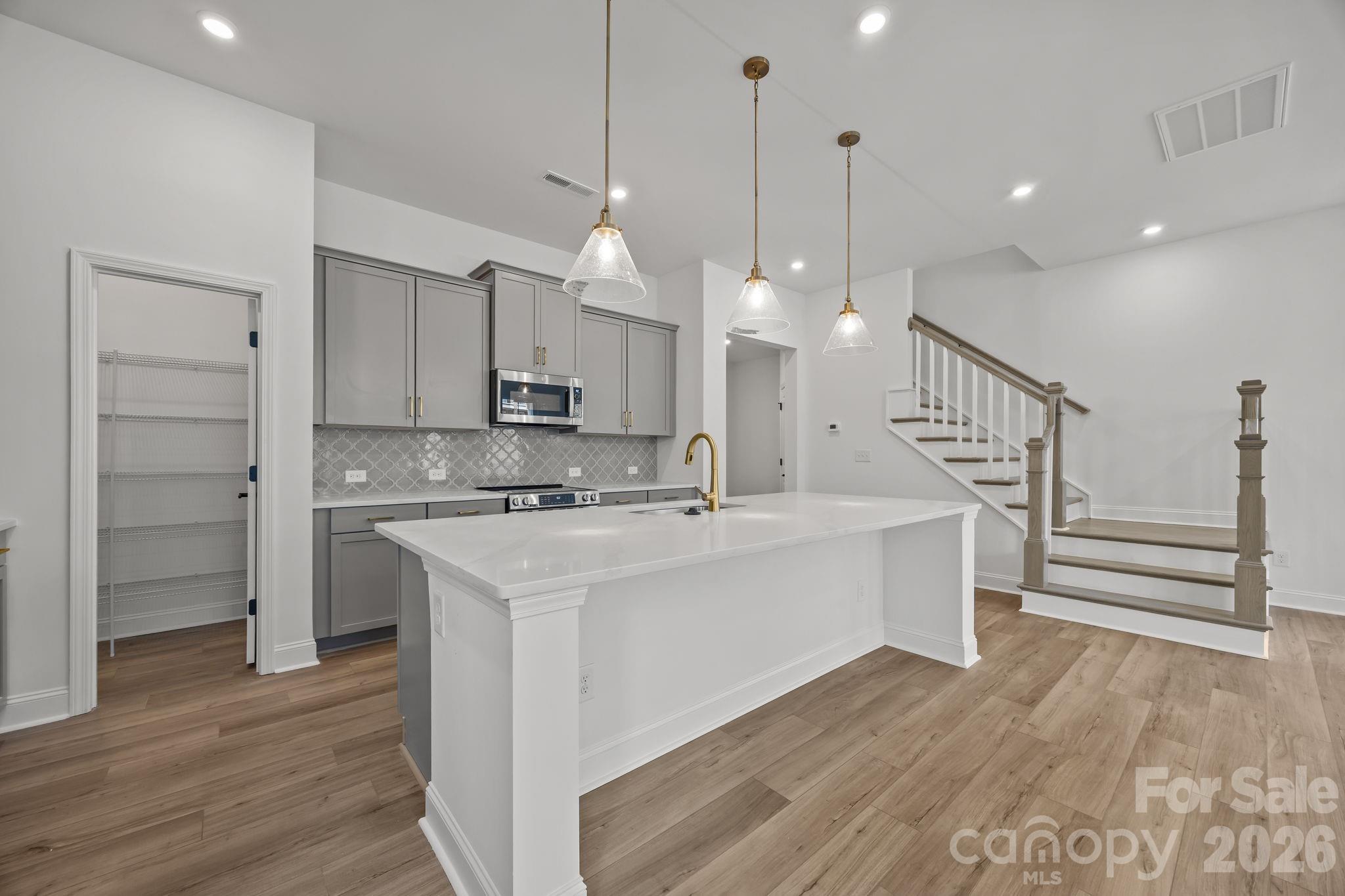 2044 Hickory Homestead Road — Pineville