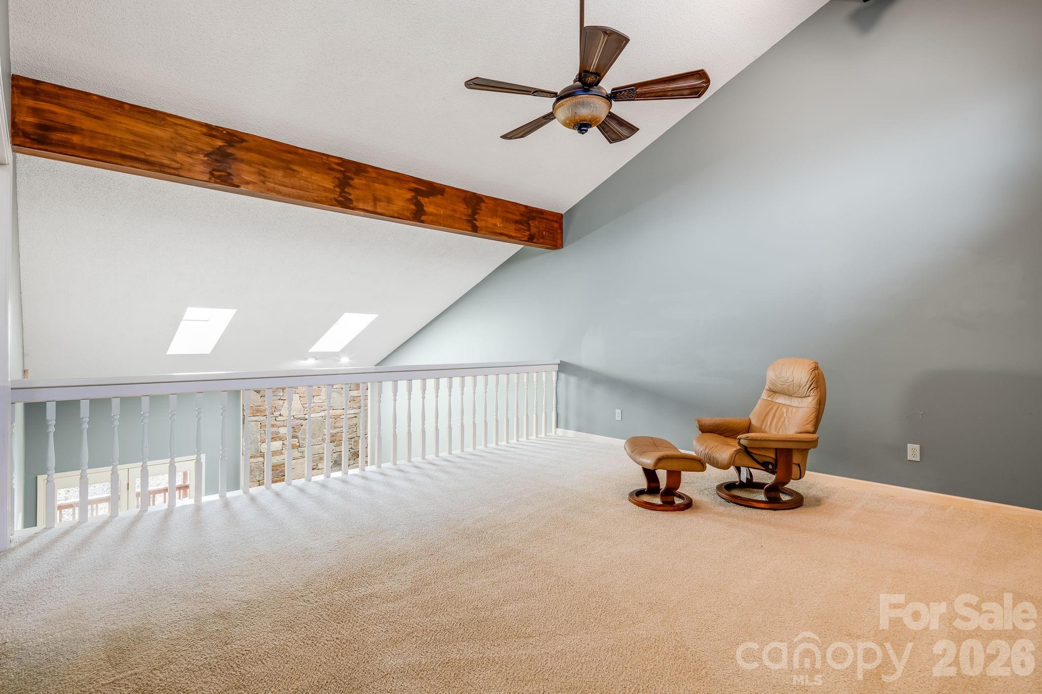 1104 Red Oak Drive — Hendersonville