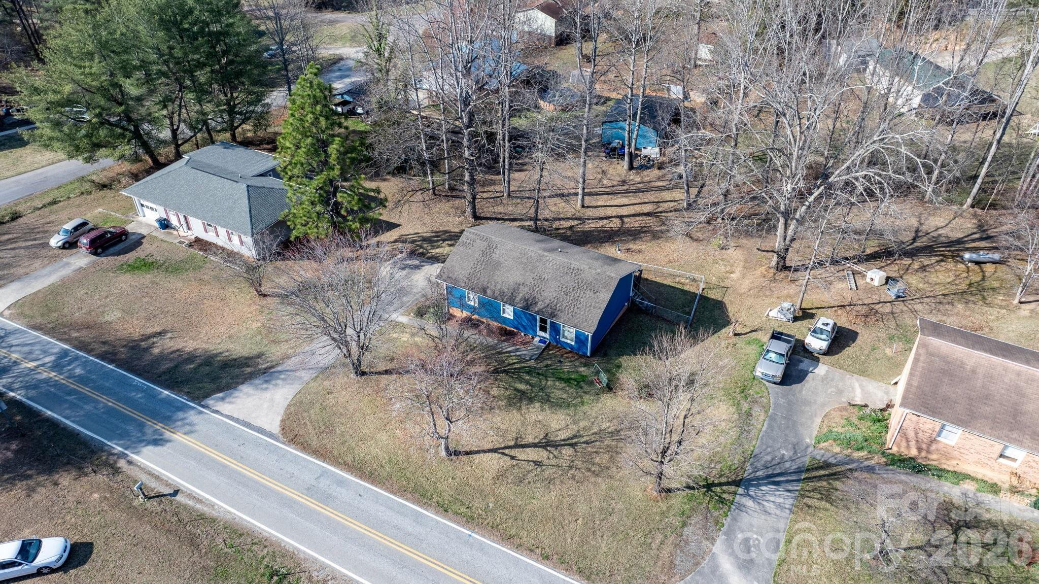 3384 Sheely Road — Lenoir
