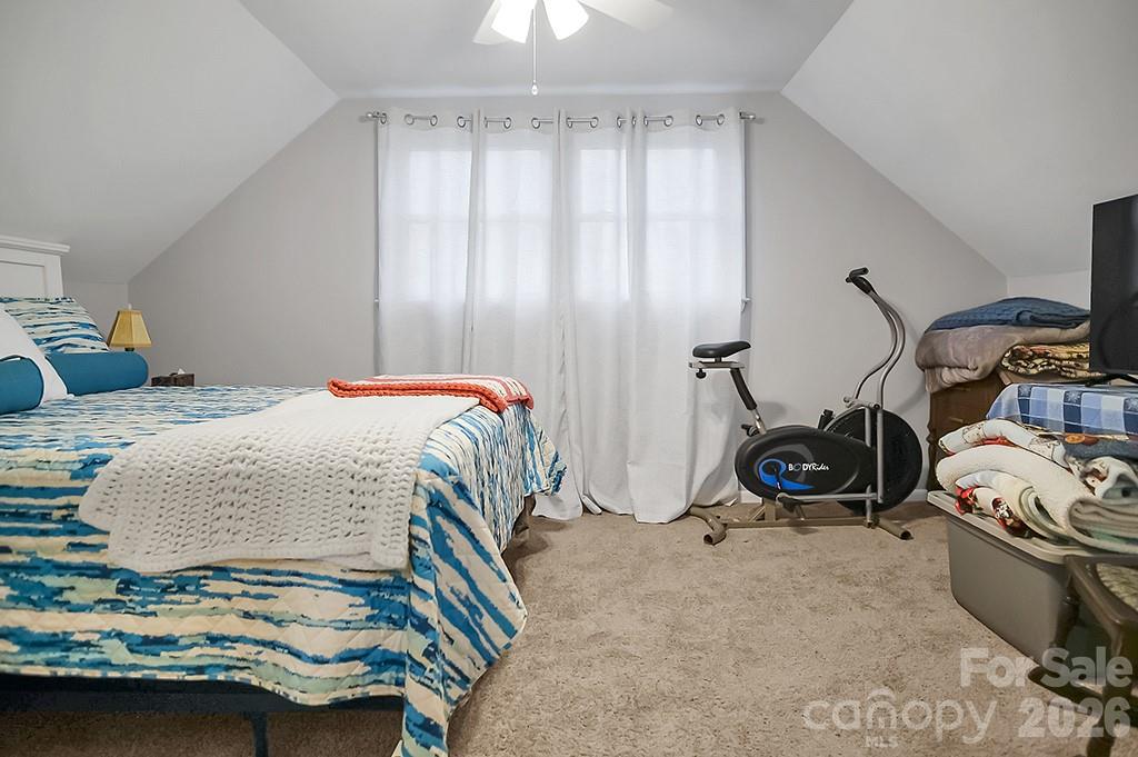 122 Rockman Road — Grover
