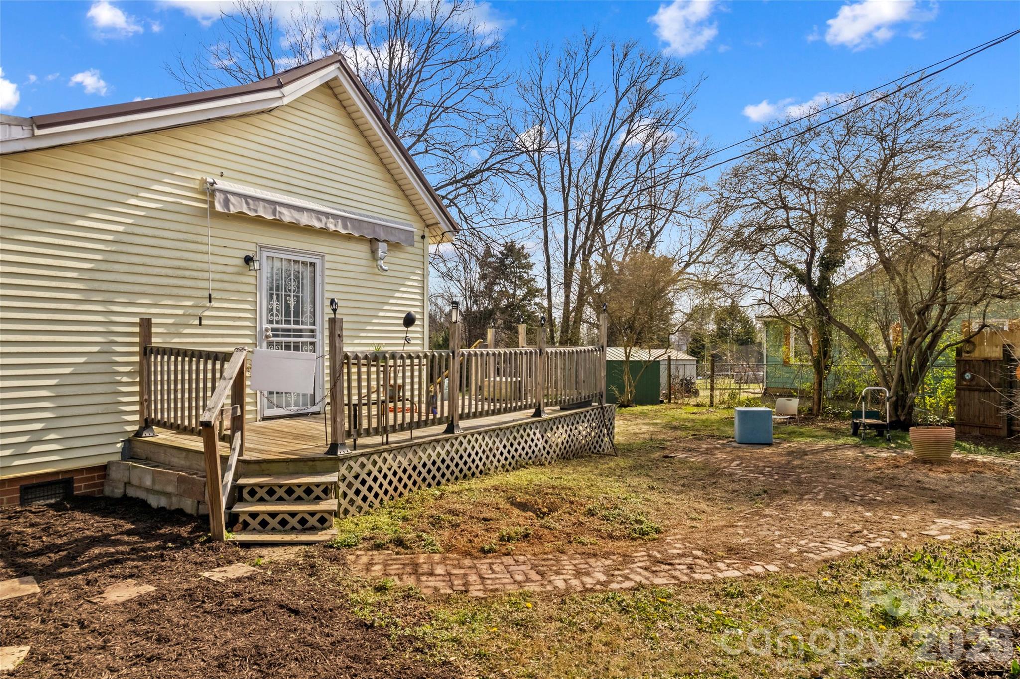 1022 Railroad Avenue — China Grove