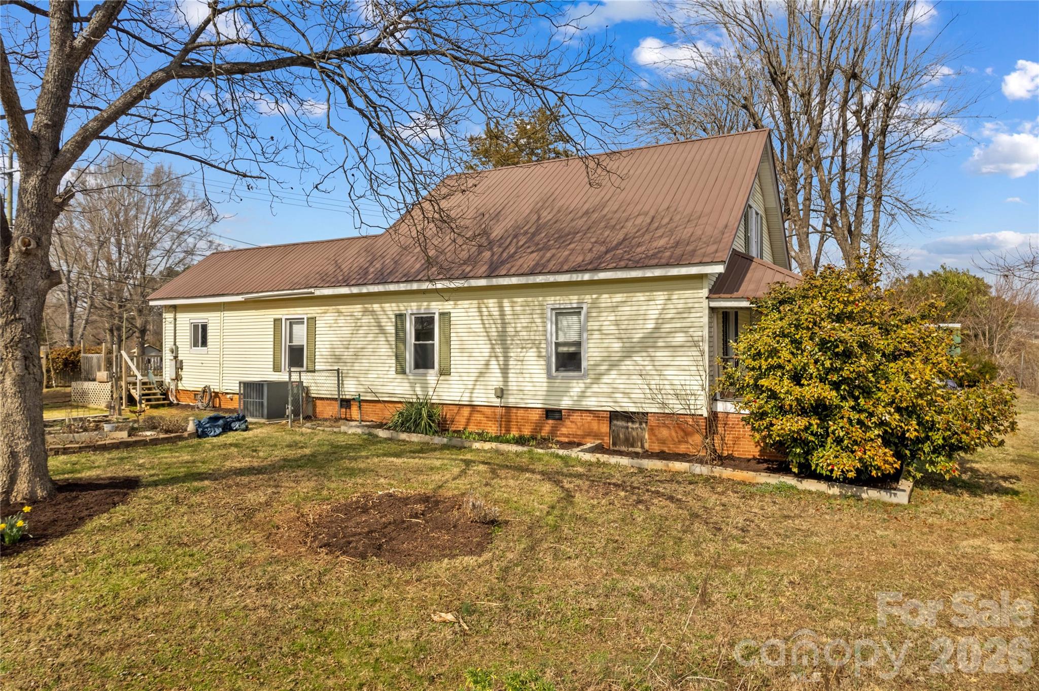 1022 Railroad Avenue — China Grove
