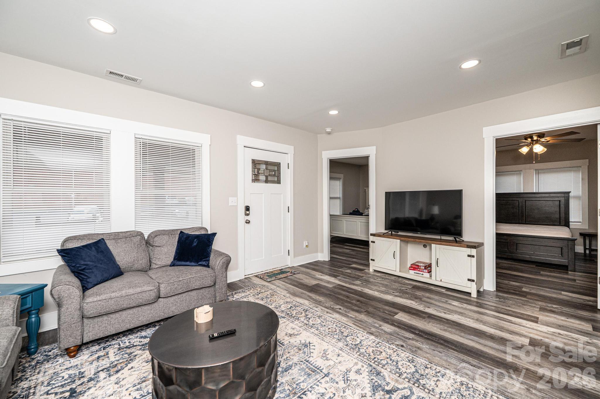 308 W sycamore Street — Lincolnton