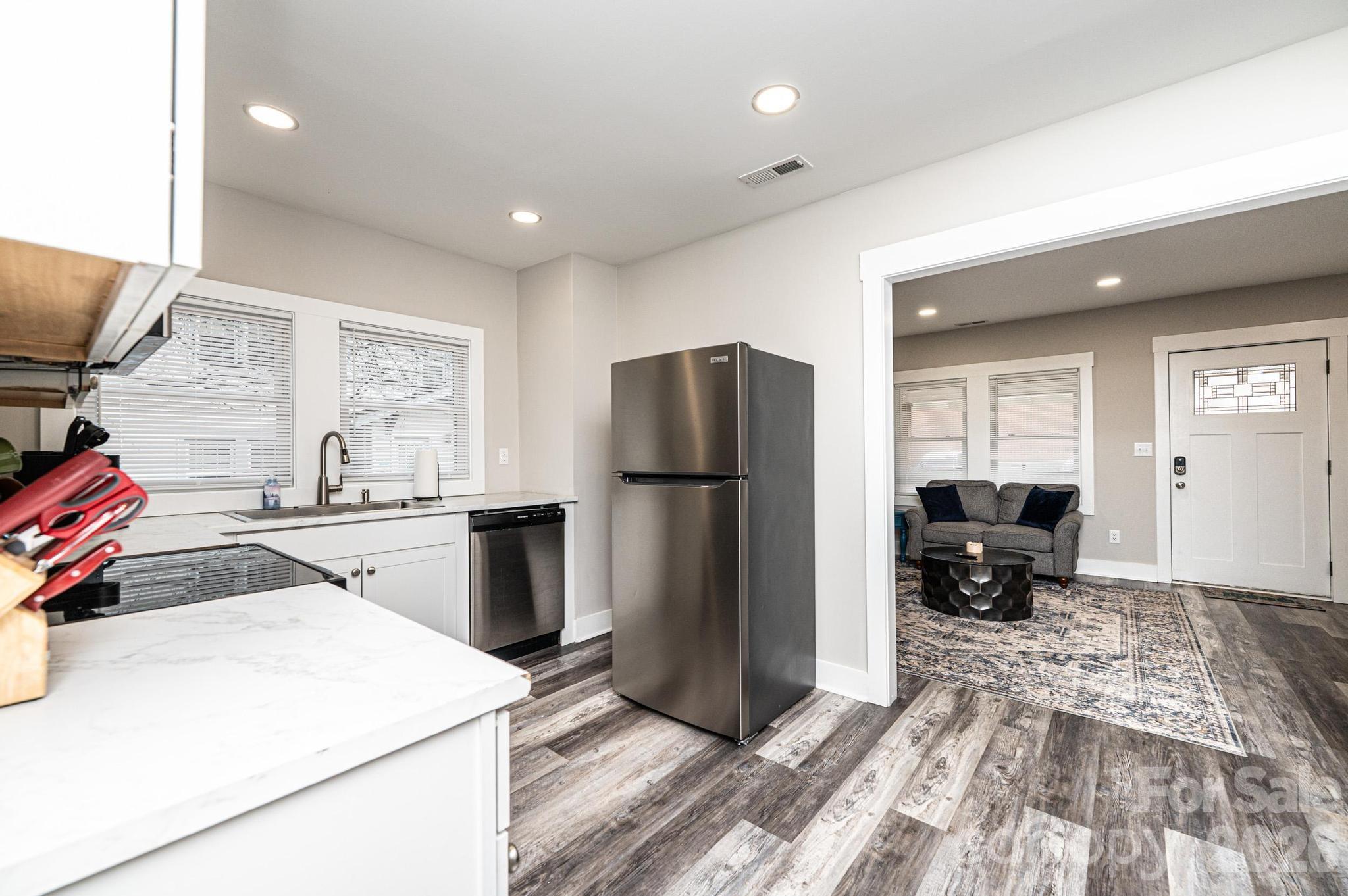 308 W sycamore Street — Lincolnton