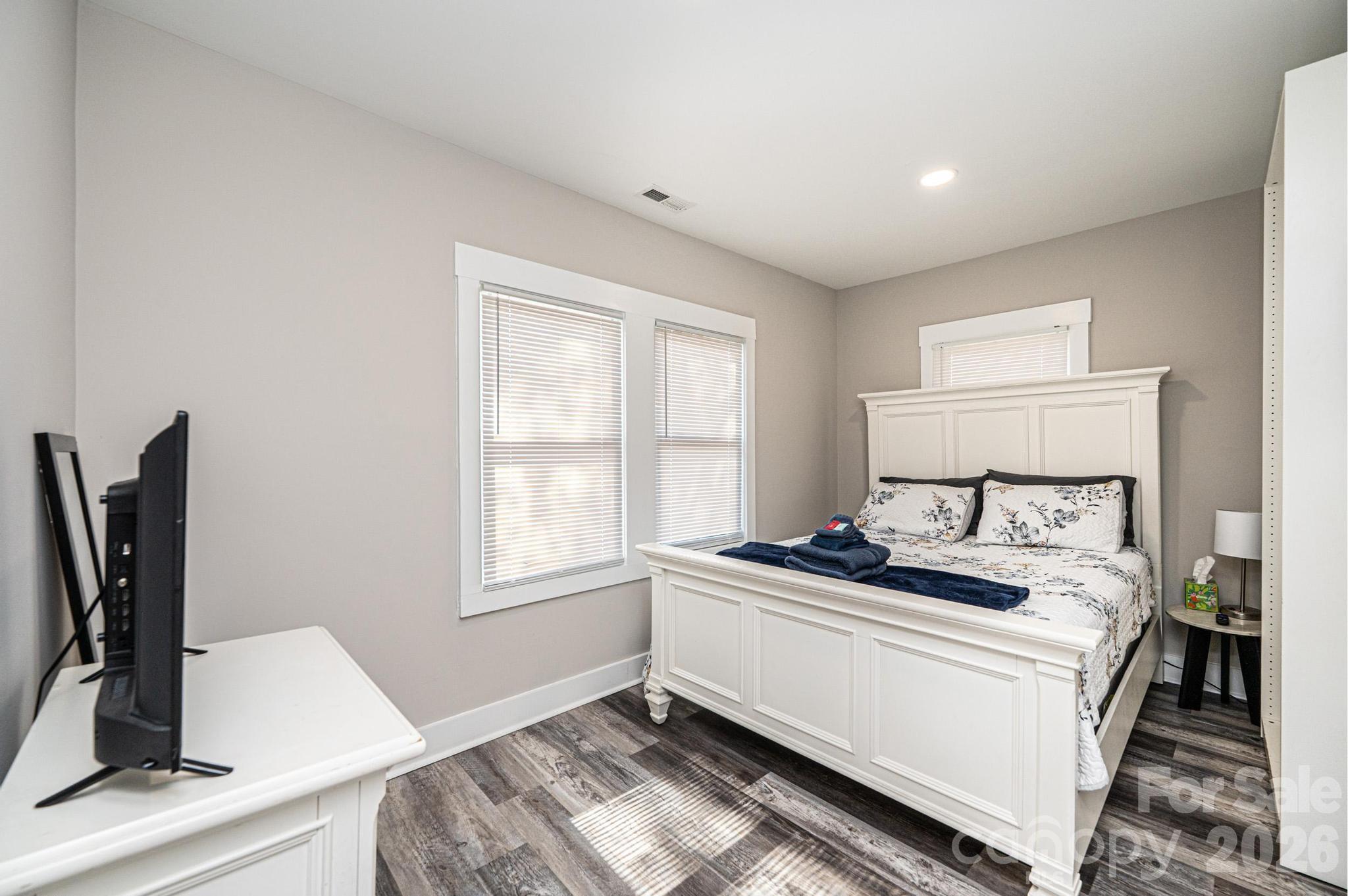 308 W sycamore Street — Lincolnton