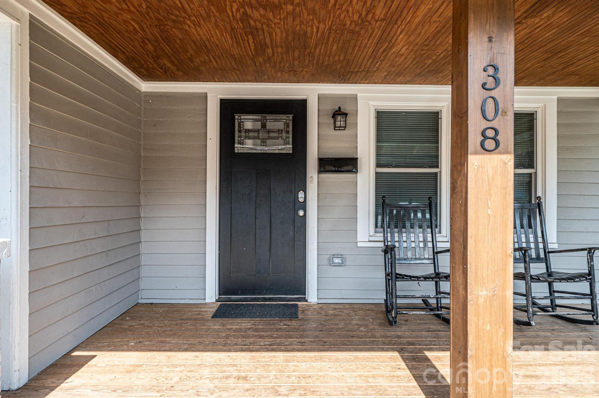 308 W sycamore Street — Lincolnton
