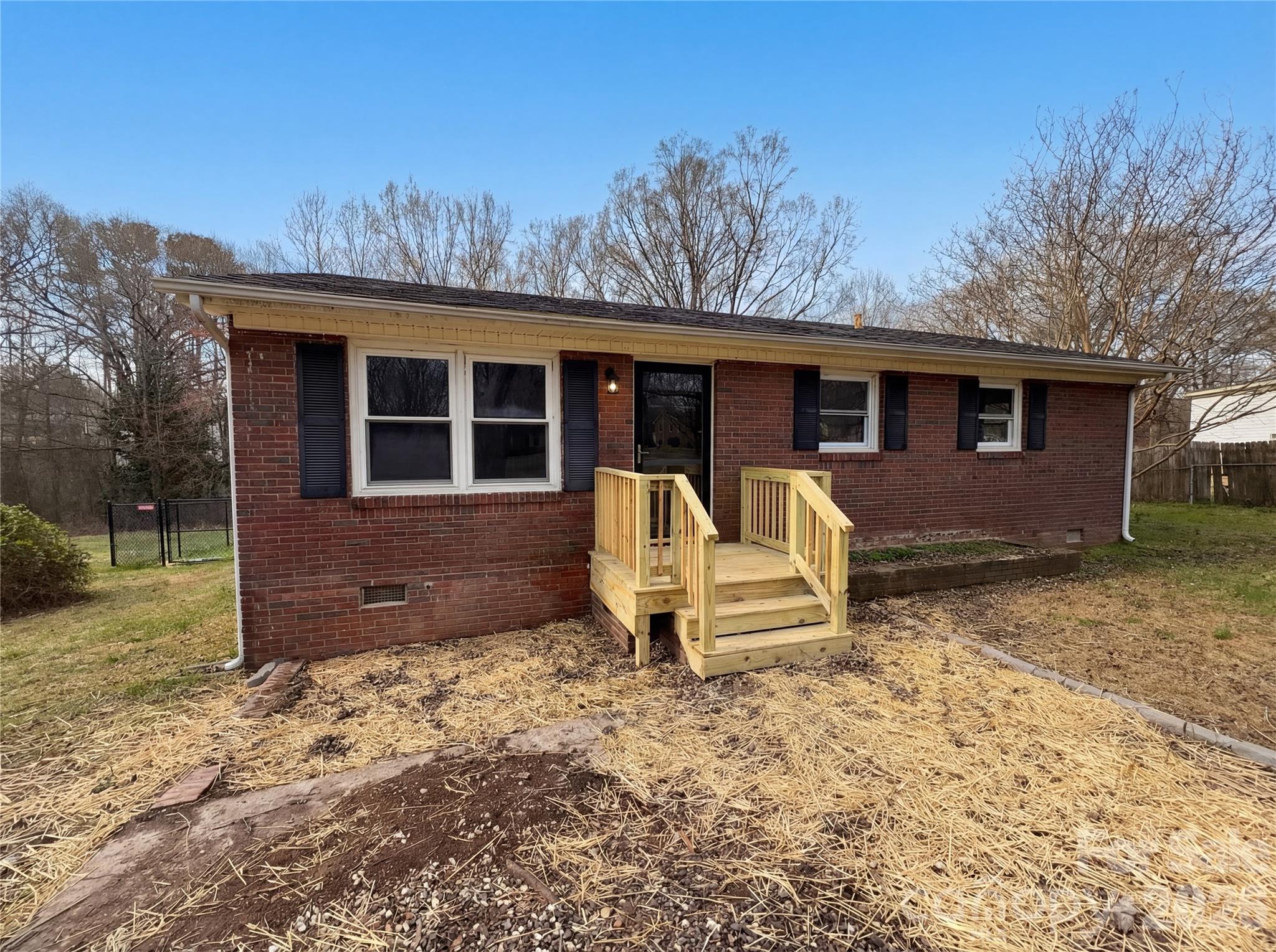 120 Sunset Lane — Bessemer City