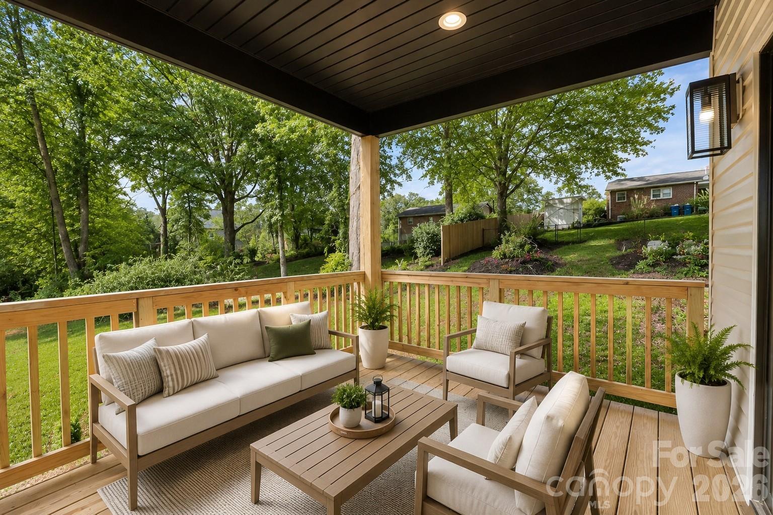 908 30th Avenue Drive NW — Hickory