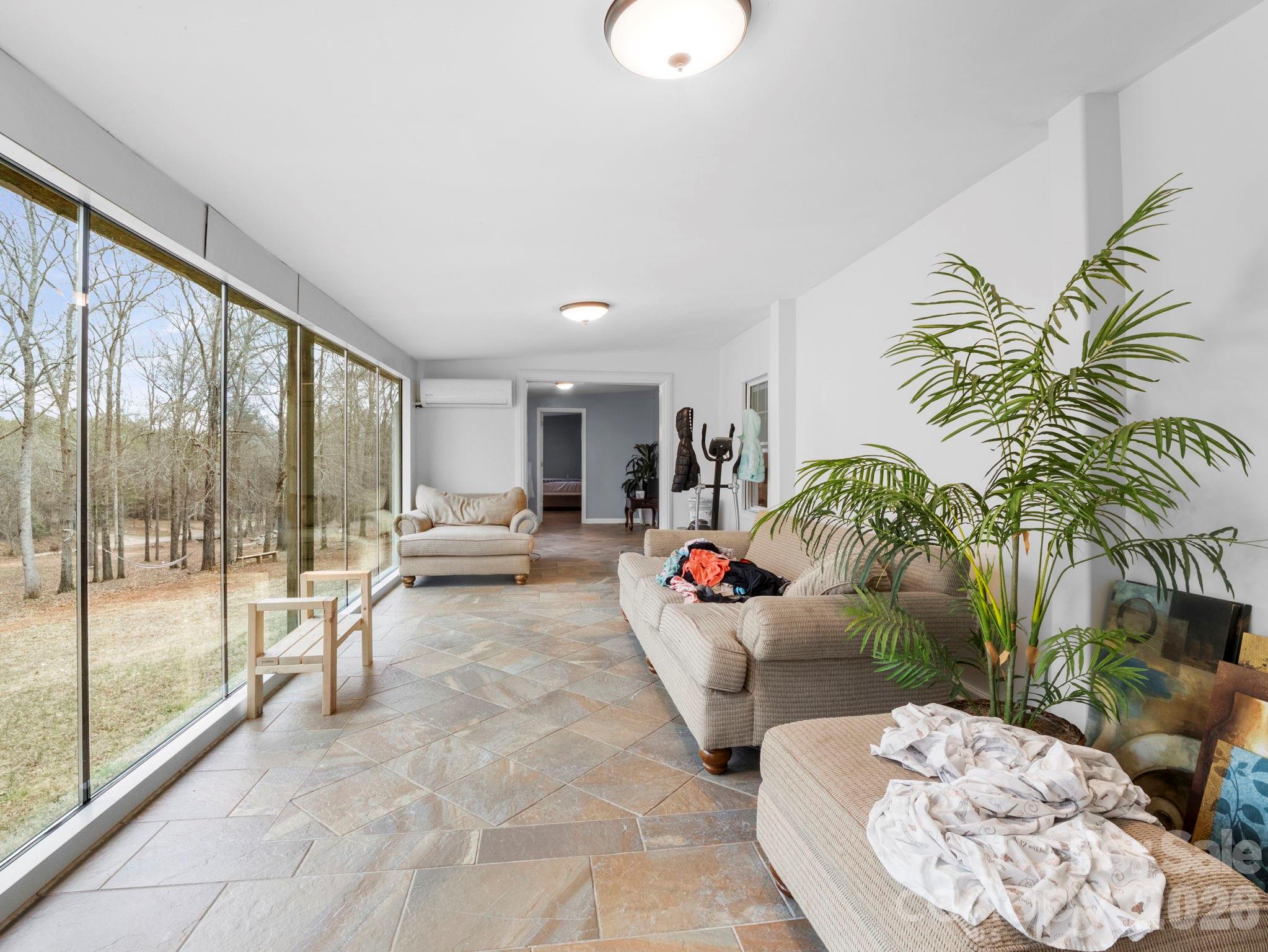 166 Fleece Lane — Mooresboro