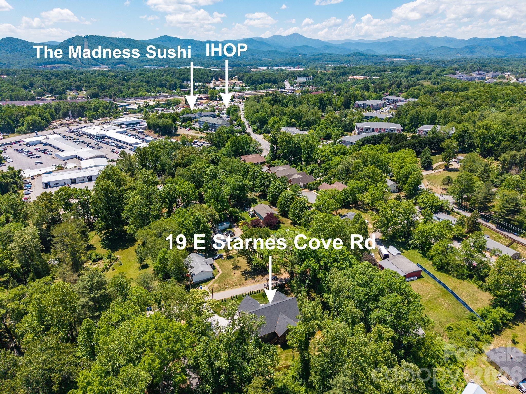 19 E Starnes Cove Road — Asheville