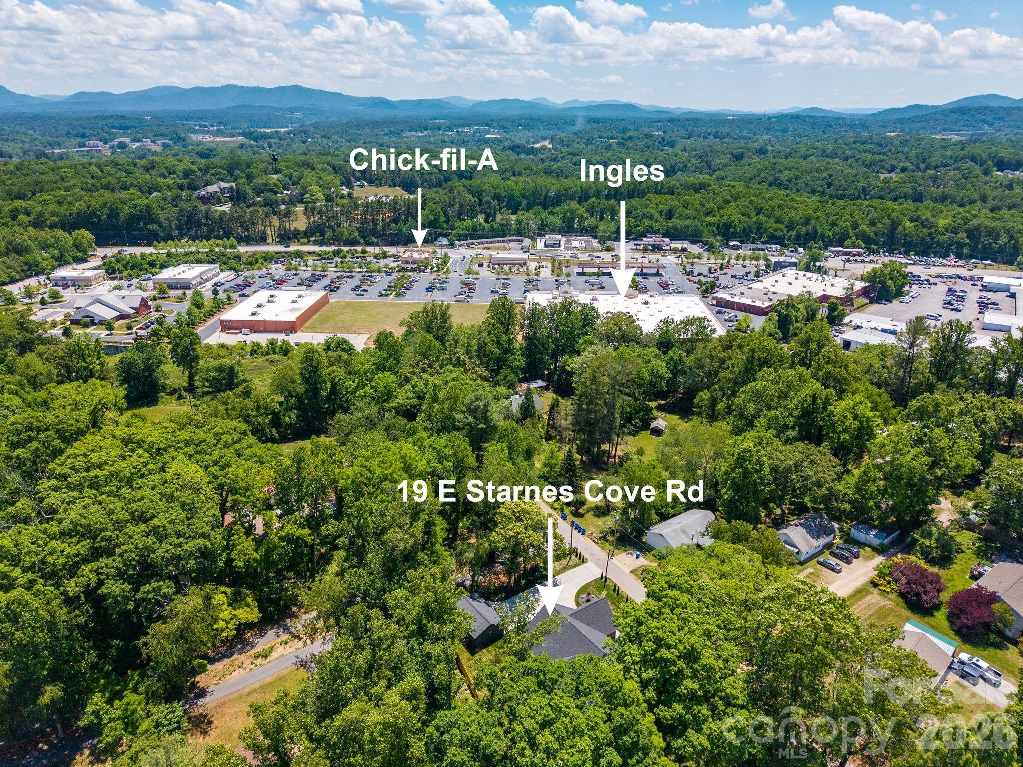 19 E Starnes Cove Road — Asheville