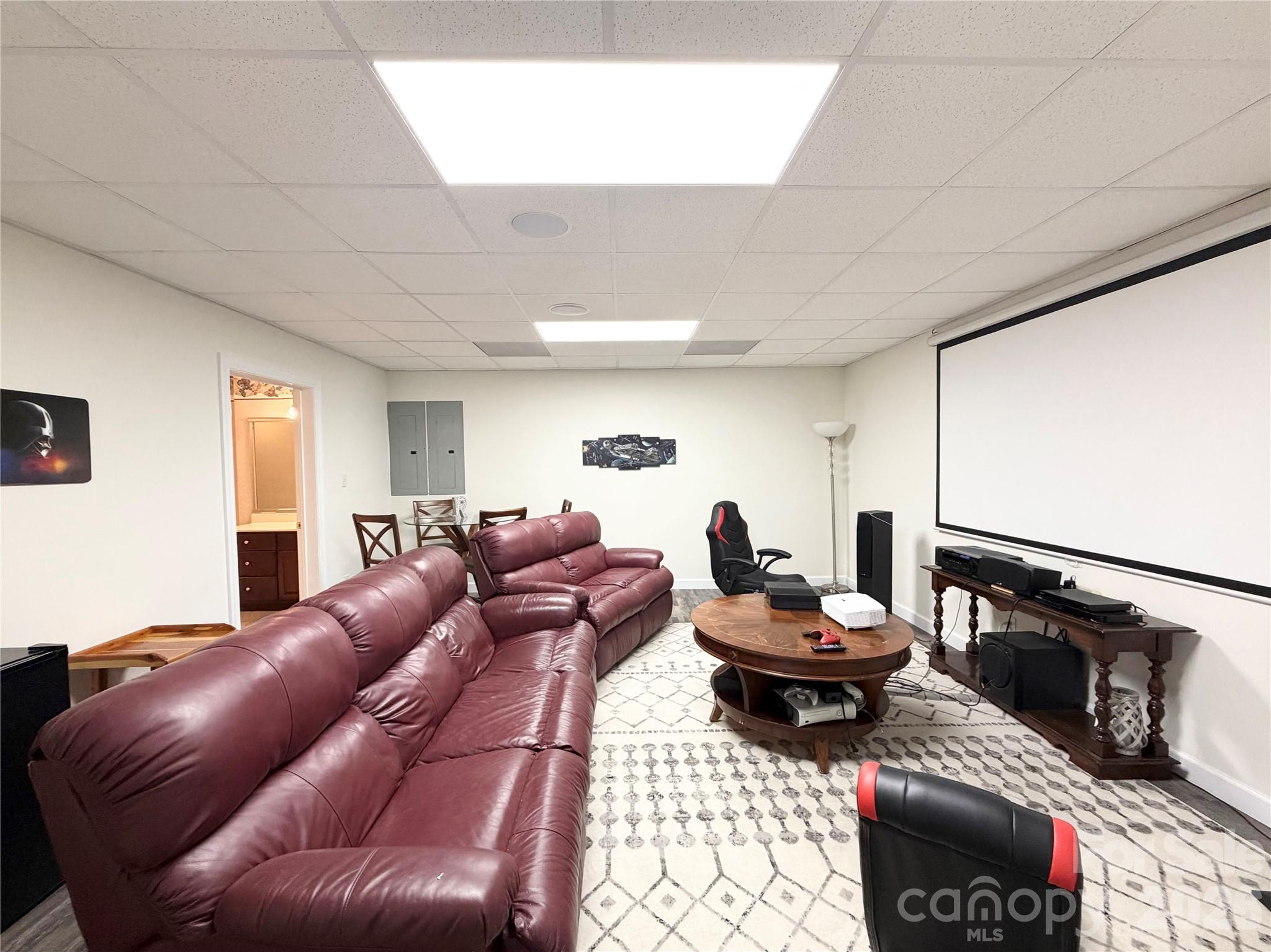 510 SE Stonecroft Court SE #32 — Lenoir